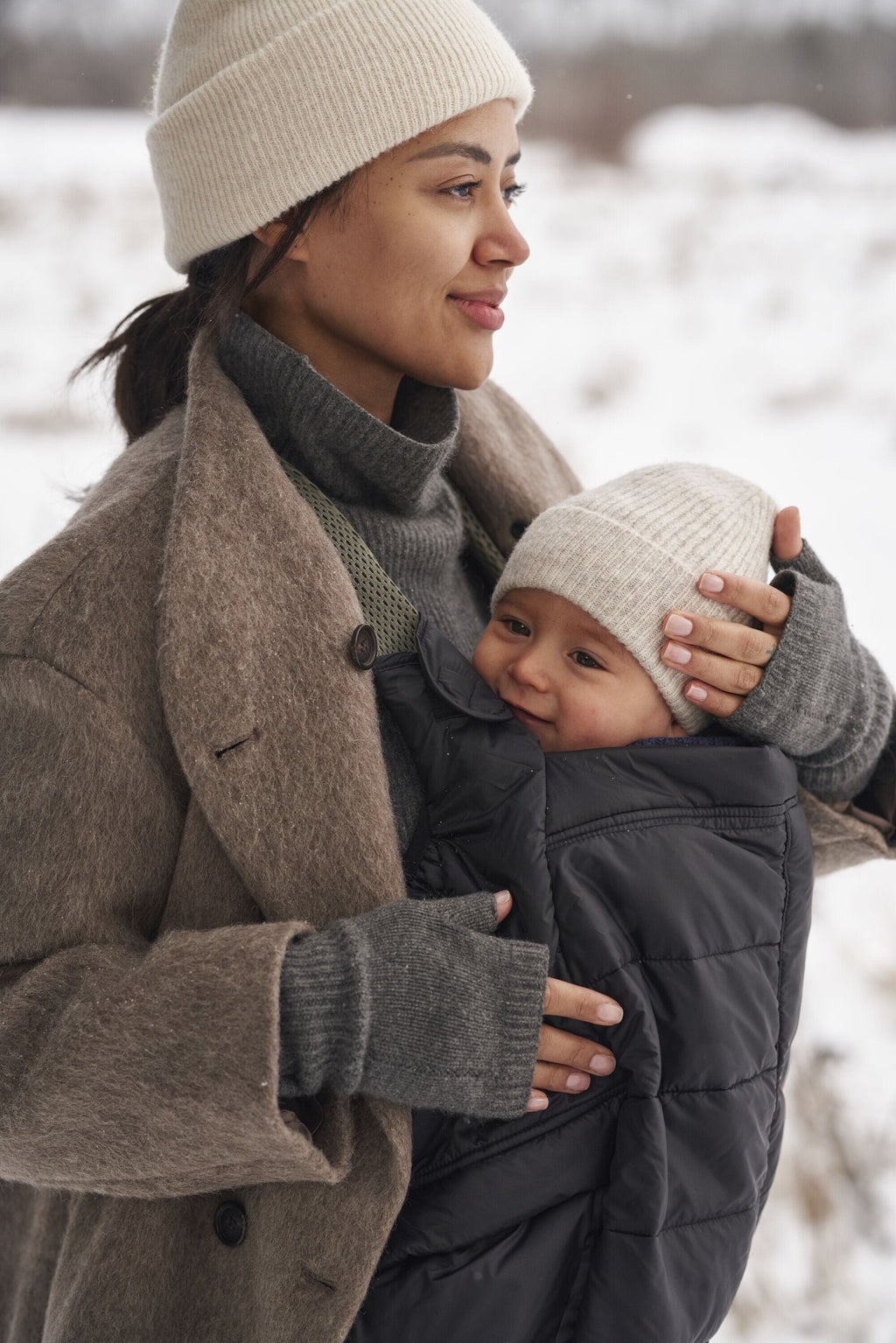 Baby Carrier Winter Cover - Black O14642