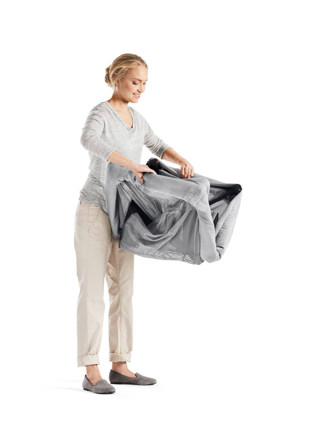 Travel Crib Light with Fitted Sheet Bundle F9471