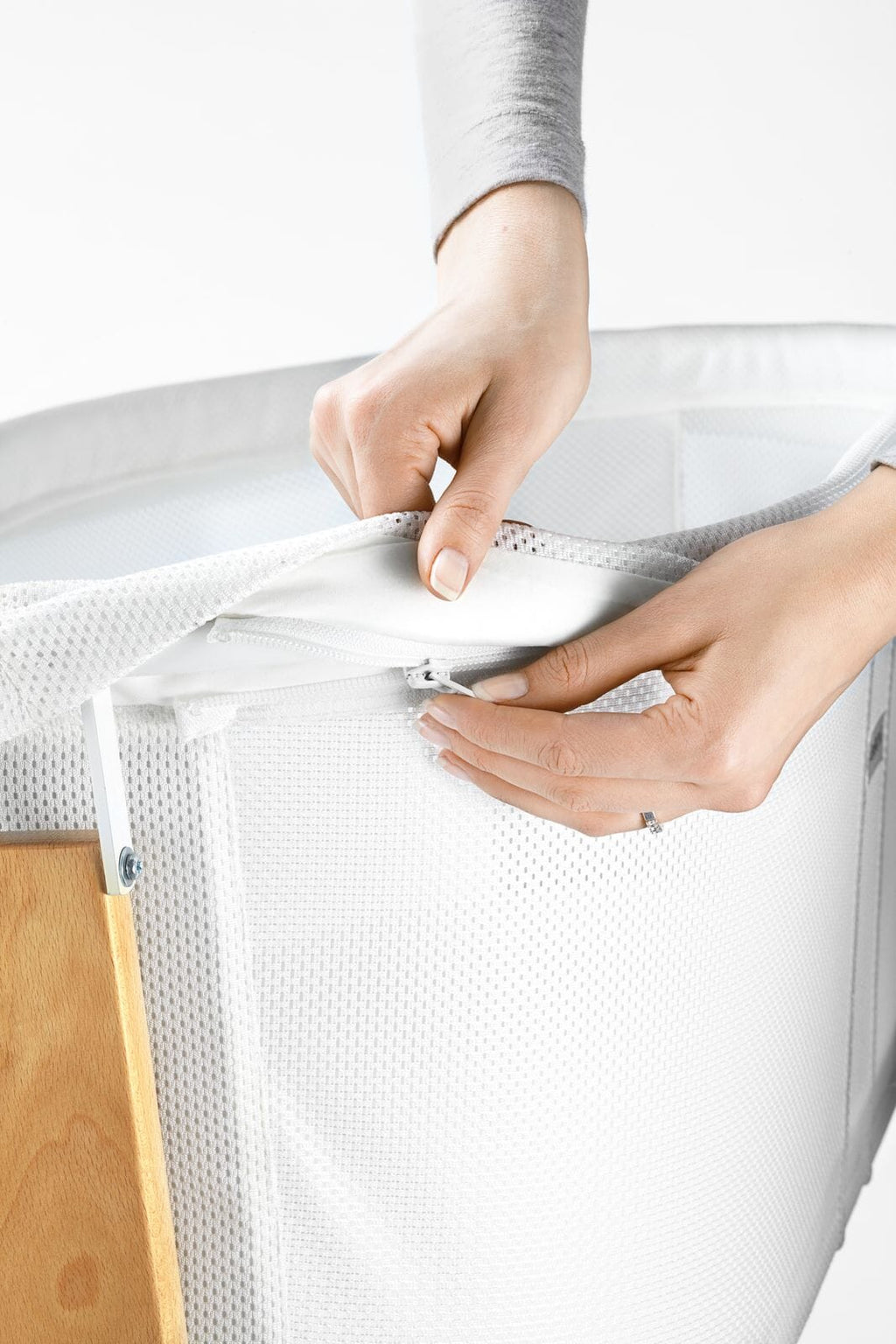 Cradle Bassinet - White E765