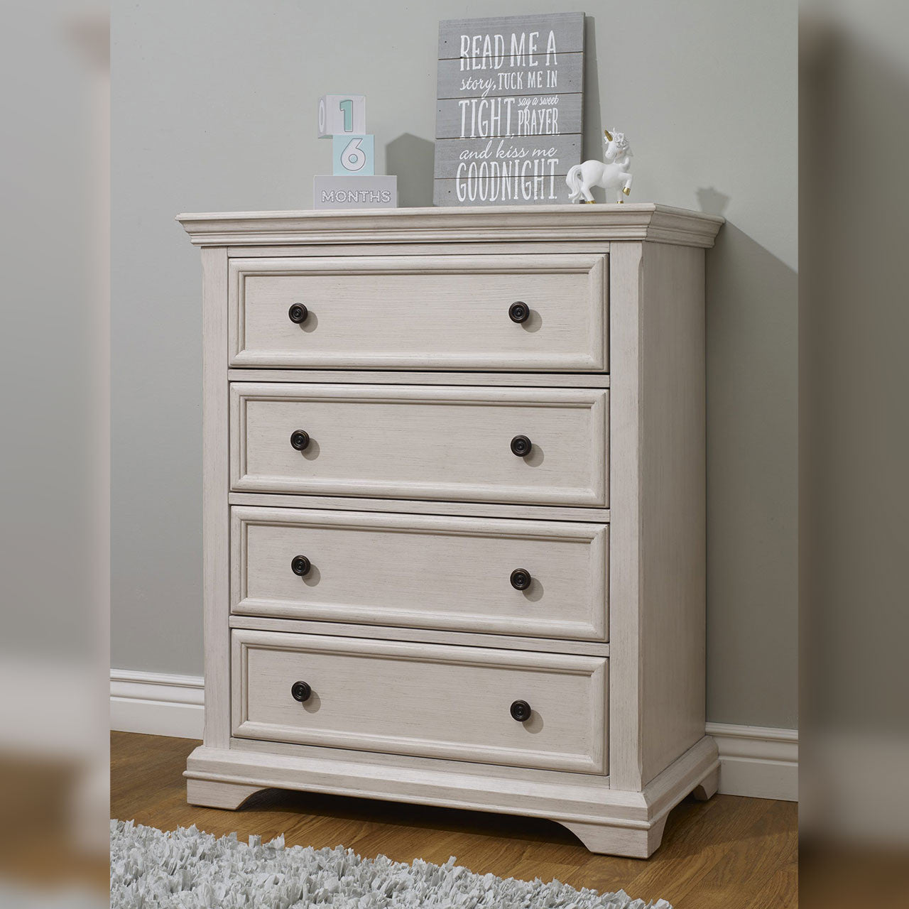 4 Drawer Dresser T9071