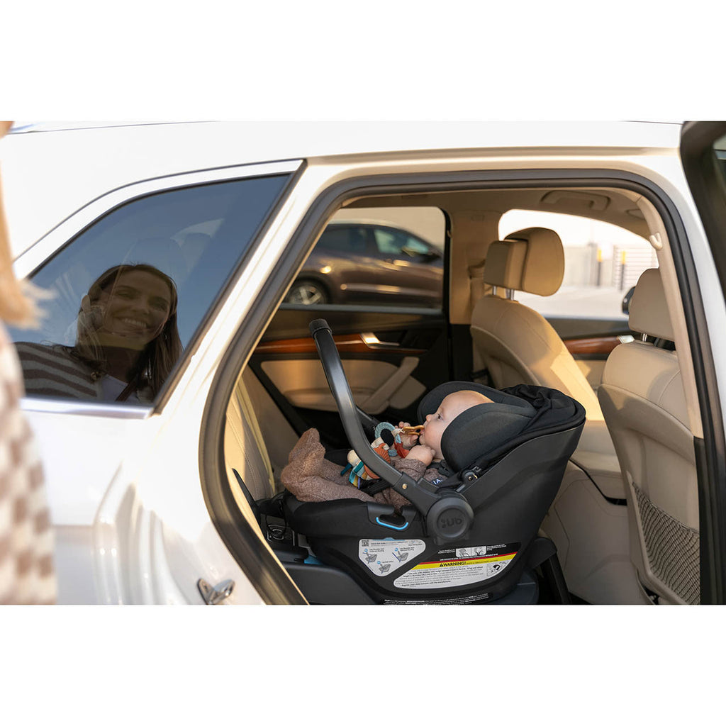 Infant Car Seat B36550