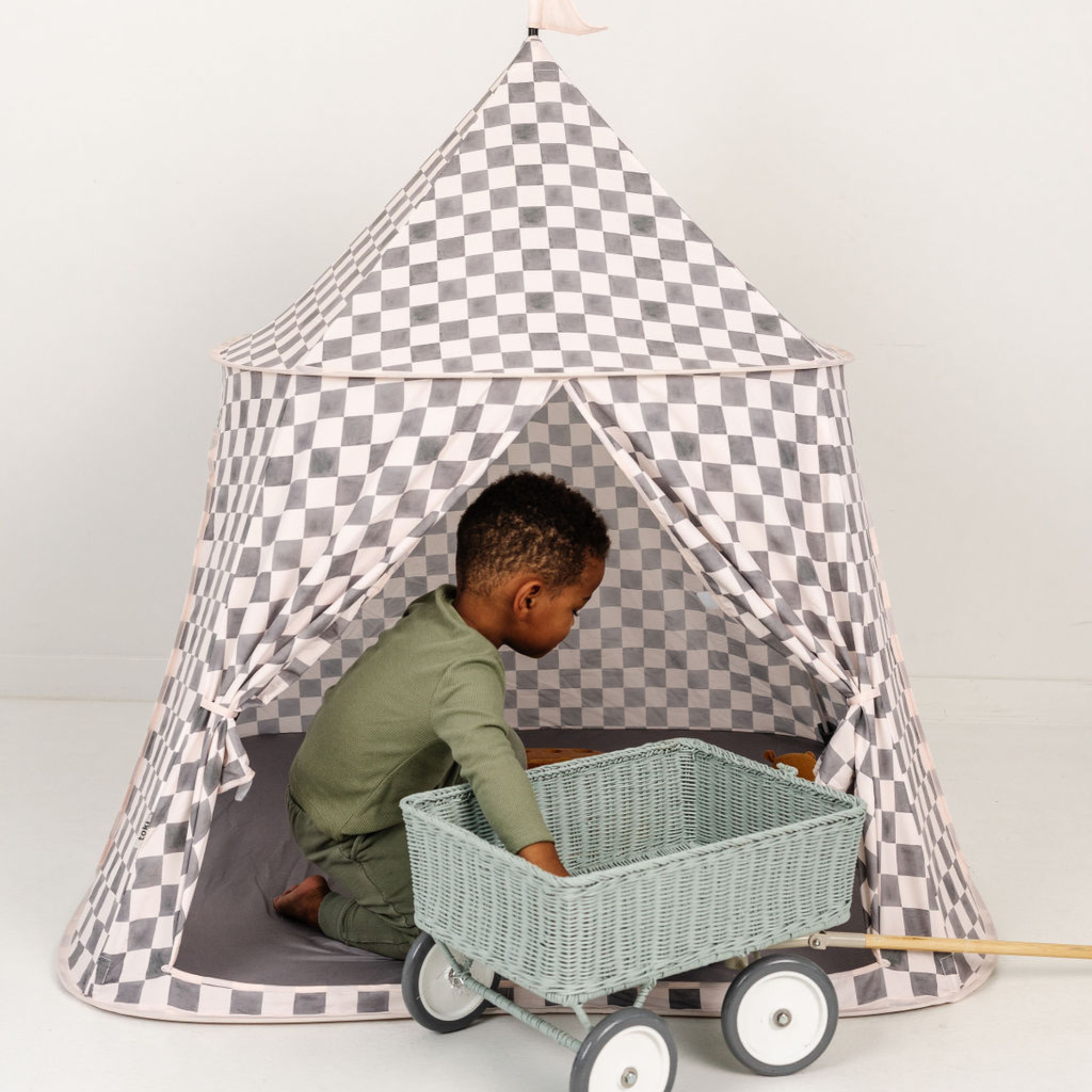 Kids Checker Pepper Play Tent J8098