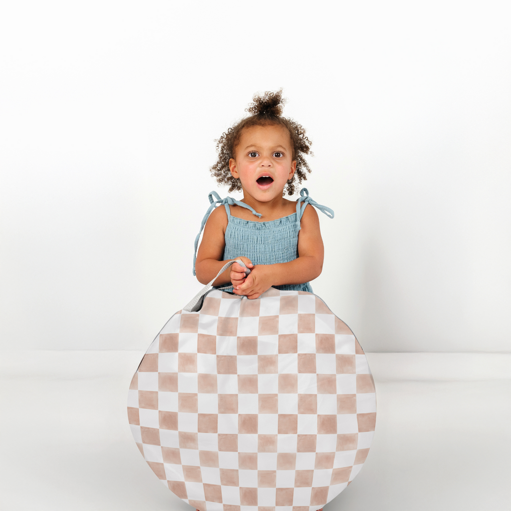 Kids Checker Toffee Play Tent Q44643