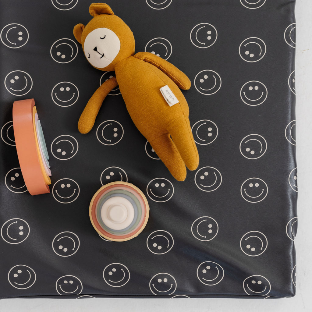 Vegan Leather Mat A798739