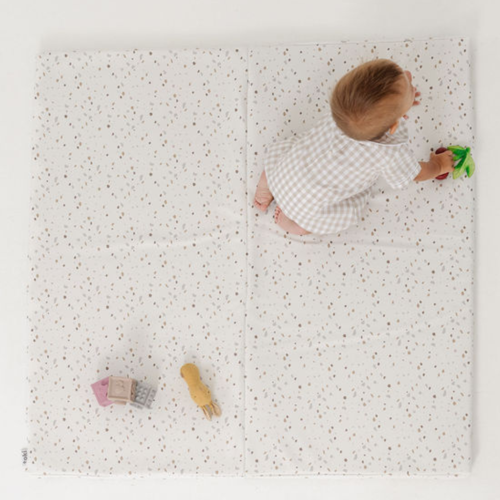 Terrazzo Chalk Vegan Leather Mat E7489