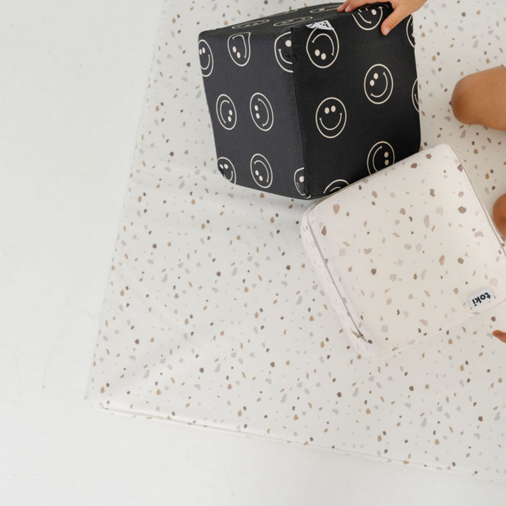 Terrazzo Chalk Vegan Leather Mat E7489