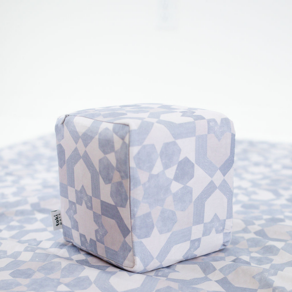 Blue Tile Play Cube V847490