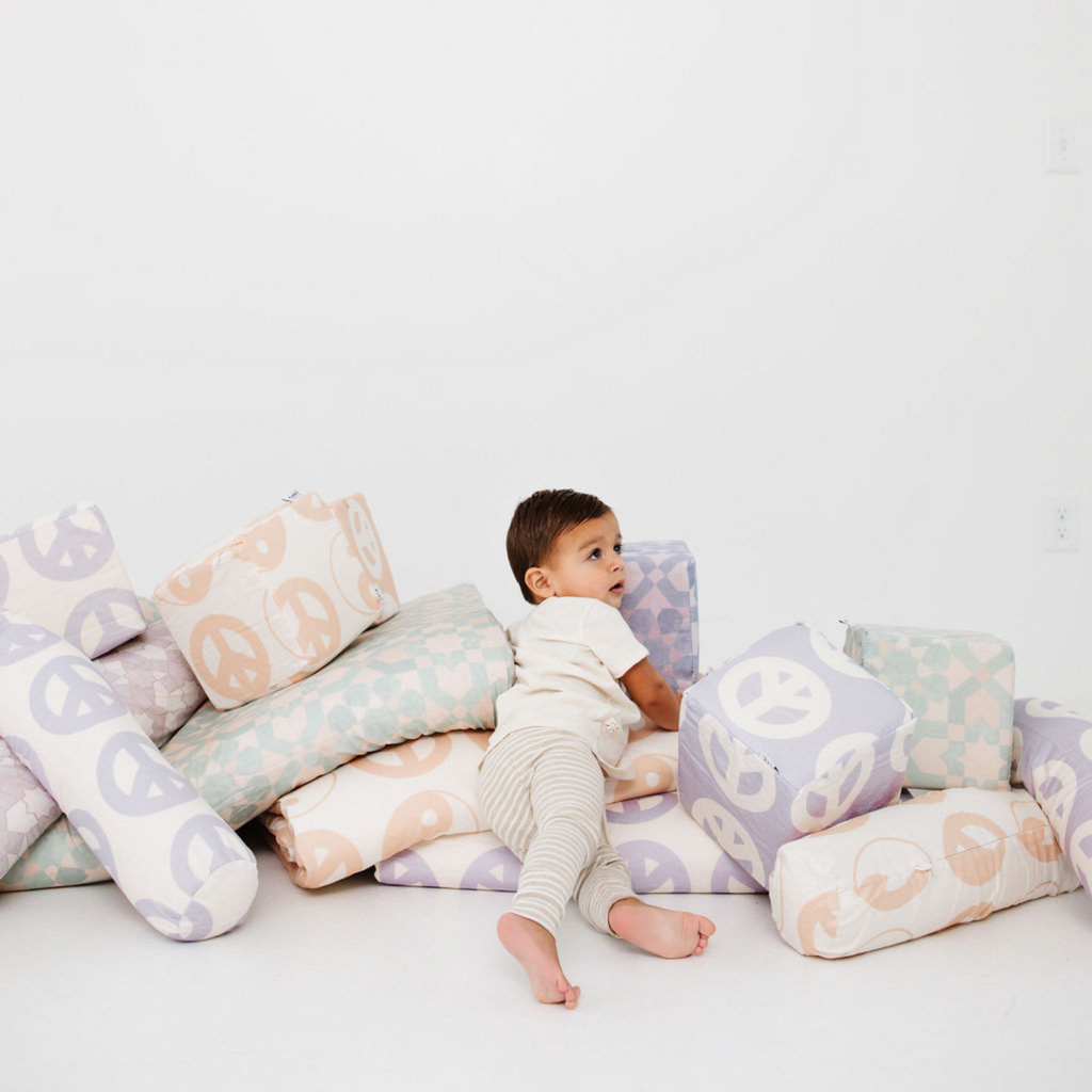 White Yin Yang Support Pillow J8841