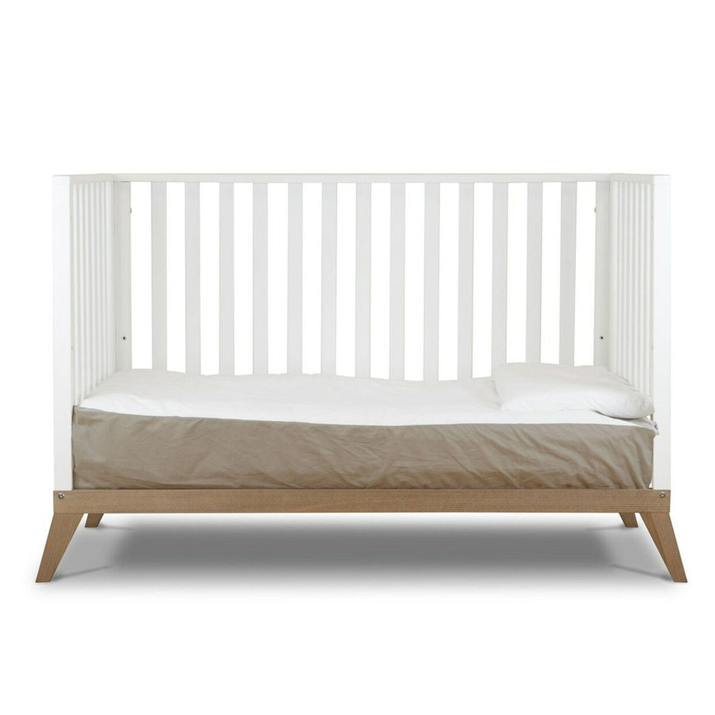 Classico Crib K9187