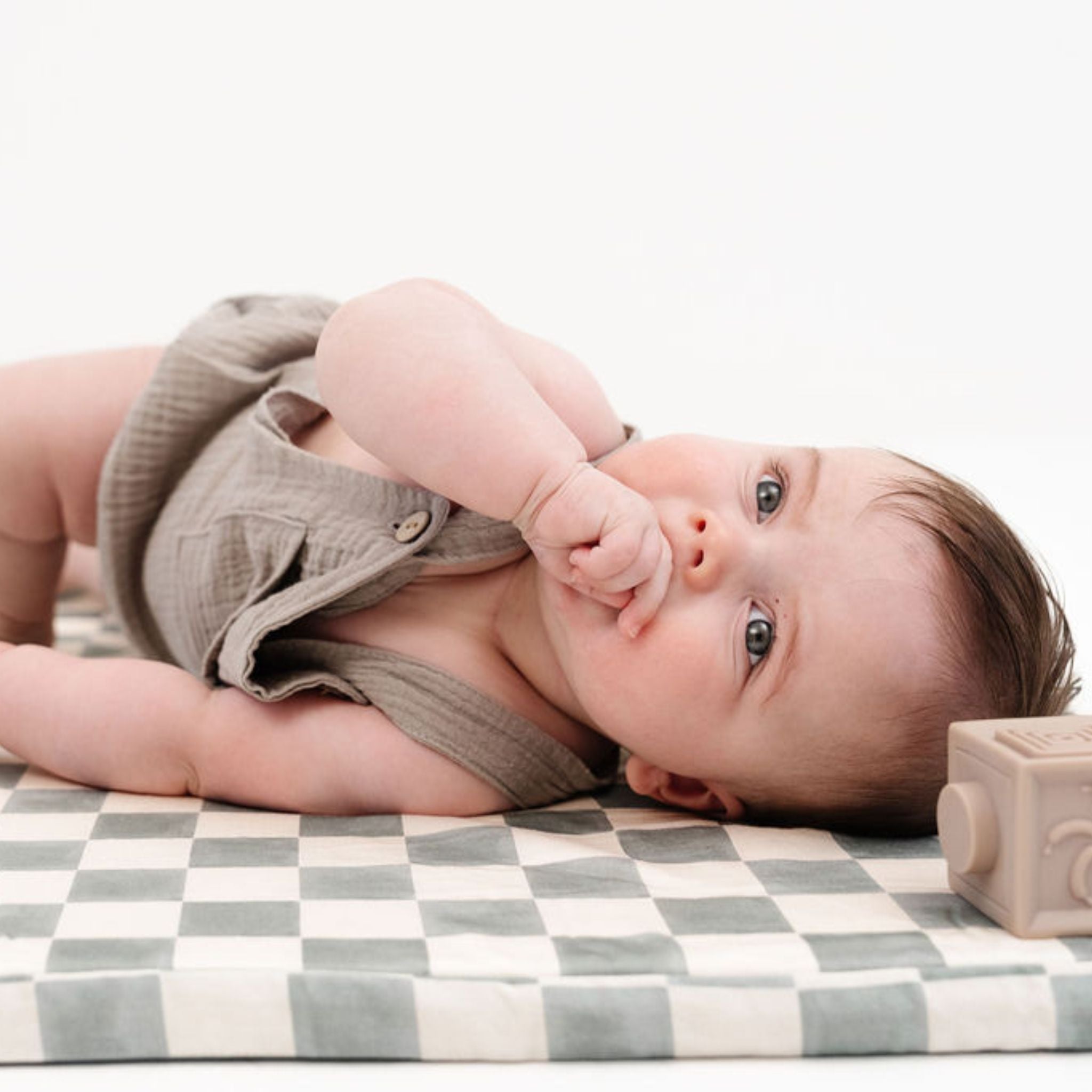 Organic Cotton Checker Play Mat A9584