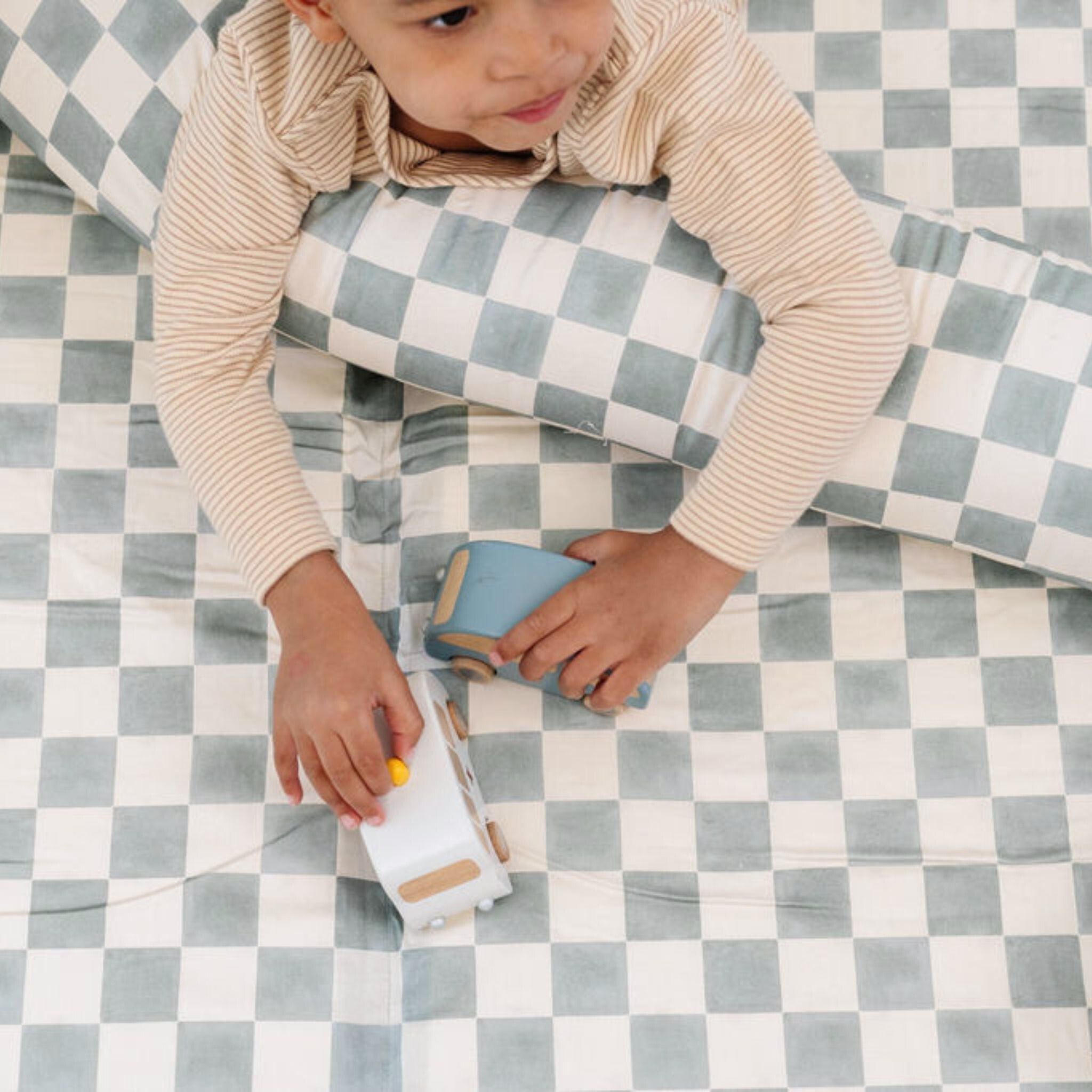 Organic Cotton Checker Play Mat A9584