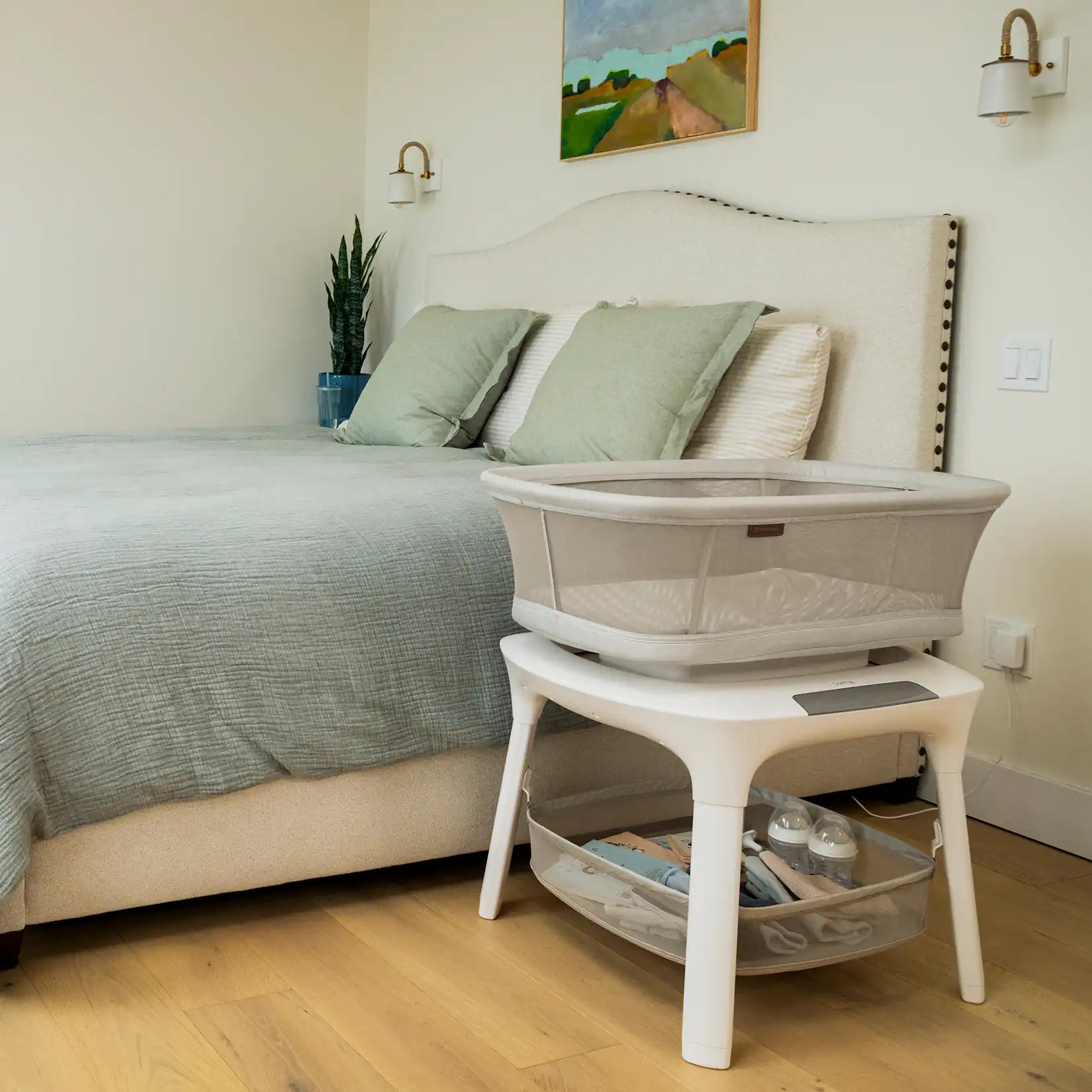 Smart Bassinet D11965