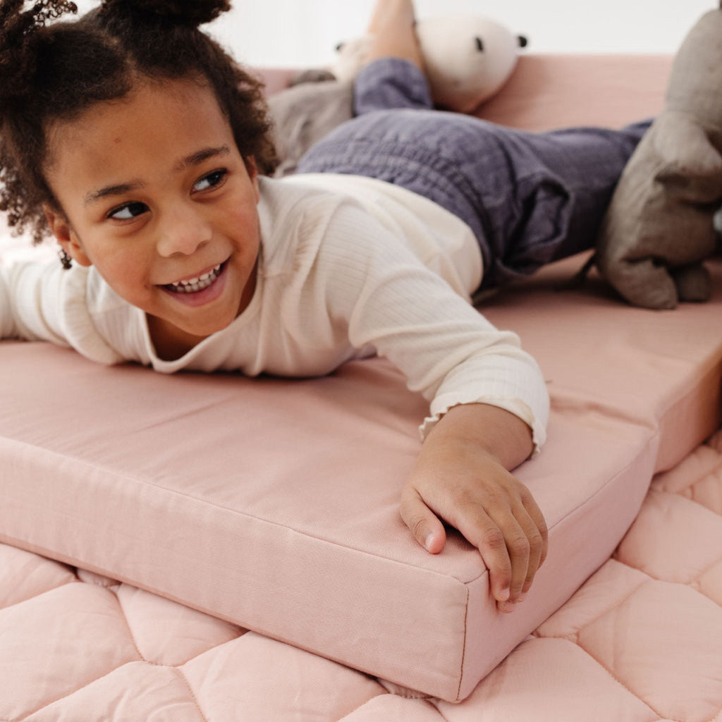 Kids Tutu Play Couch I885613
