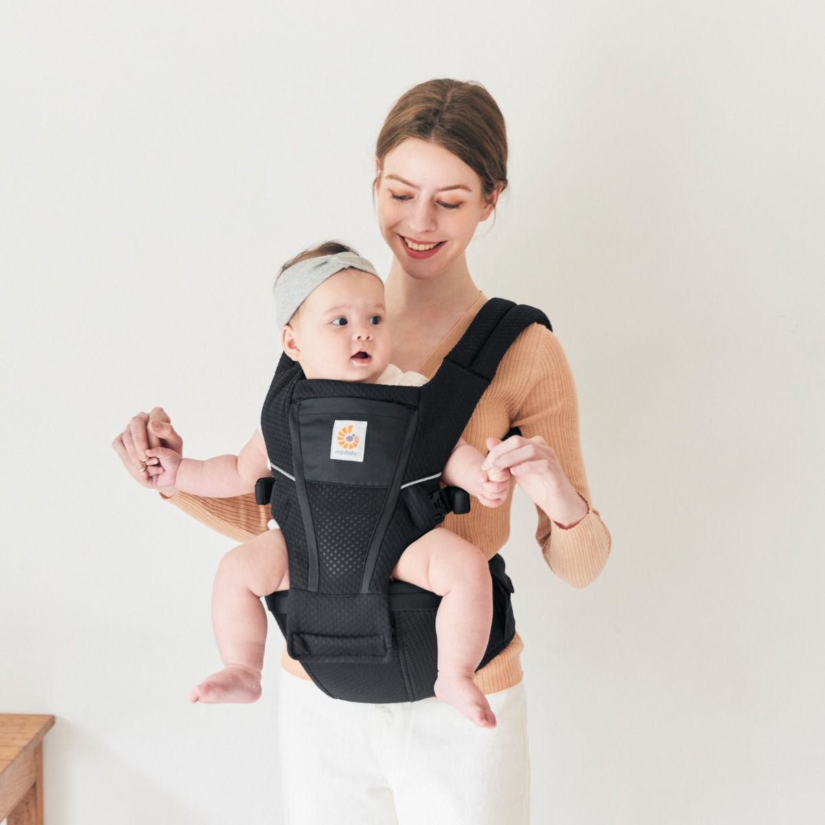 Alta Hip Seat Baby Carrier S977