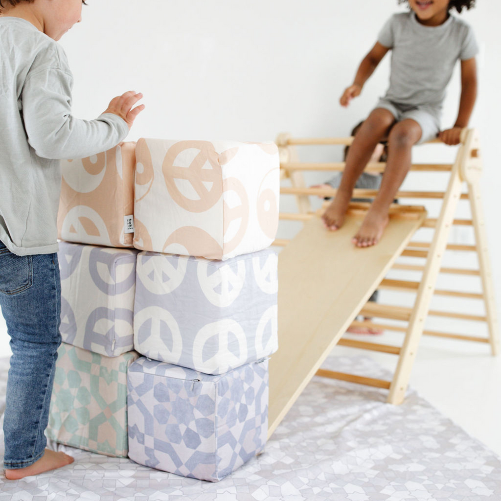 Kids Cream Peace Sign Play Cube G2166