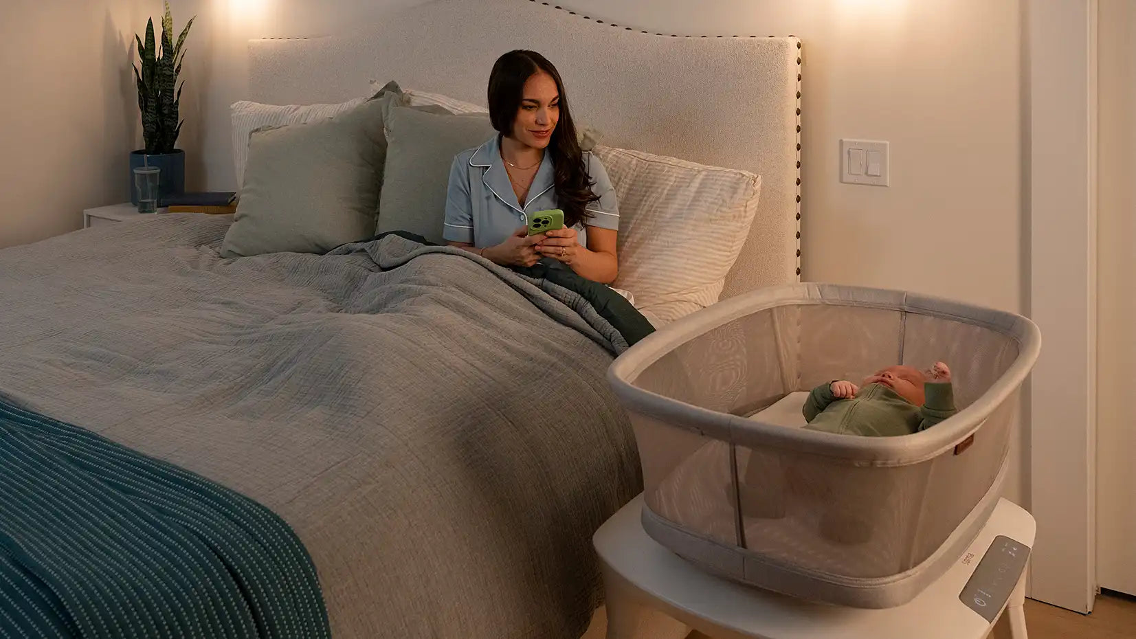 Smart Bassinet D11965
