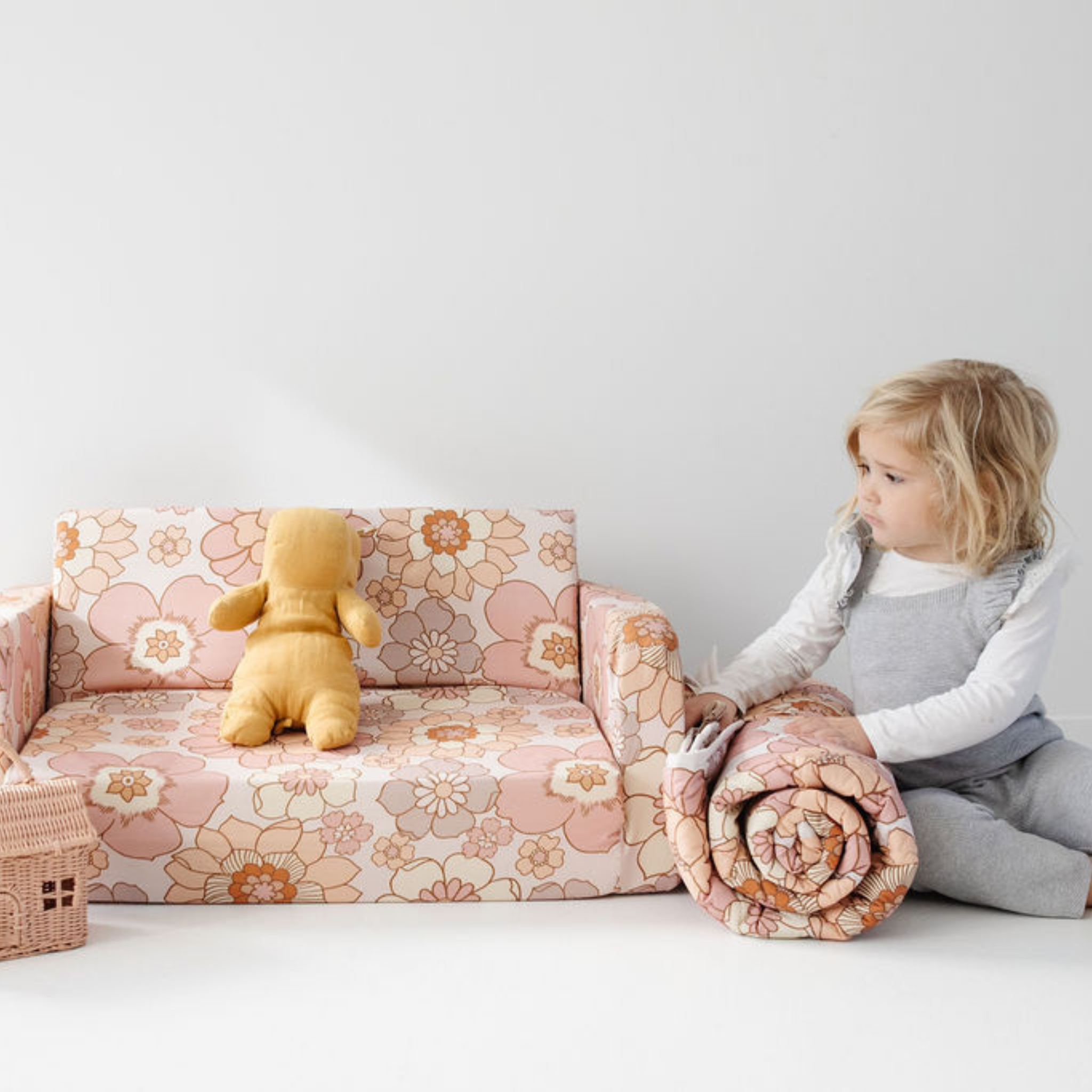 Kids Blooms Play Couch P4764