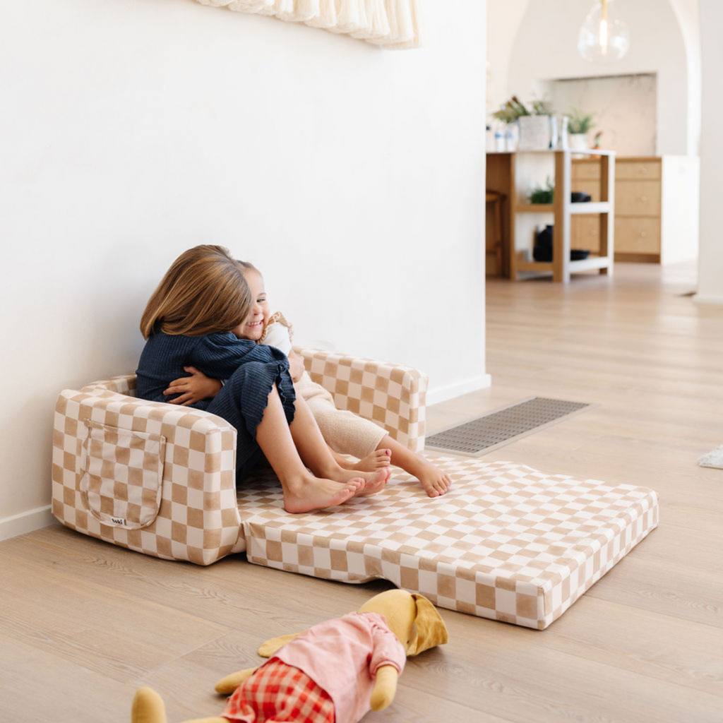 Checker Toffee Play Couch N593835