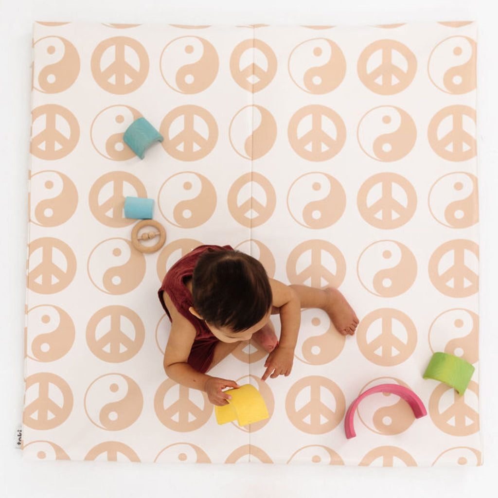 Vegan Leather Mat F47169