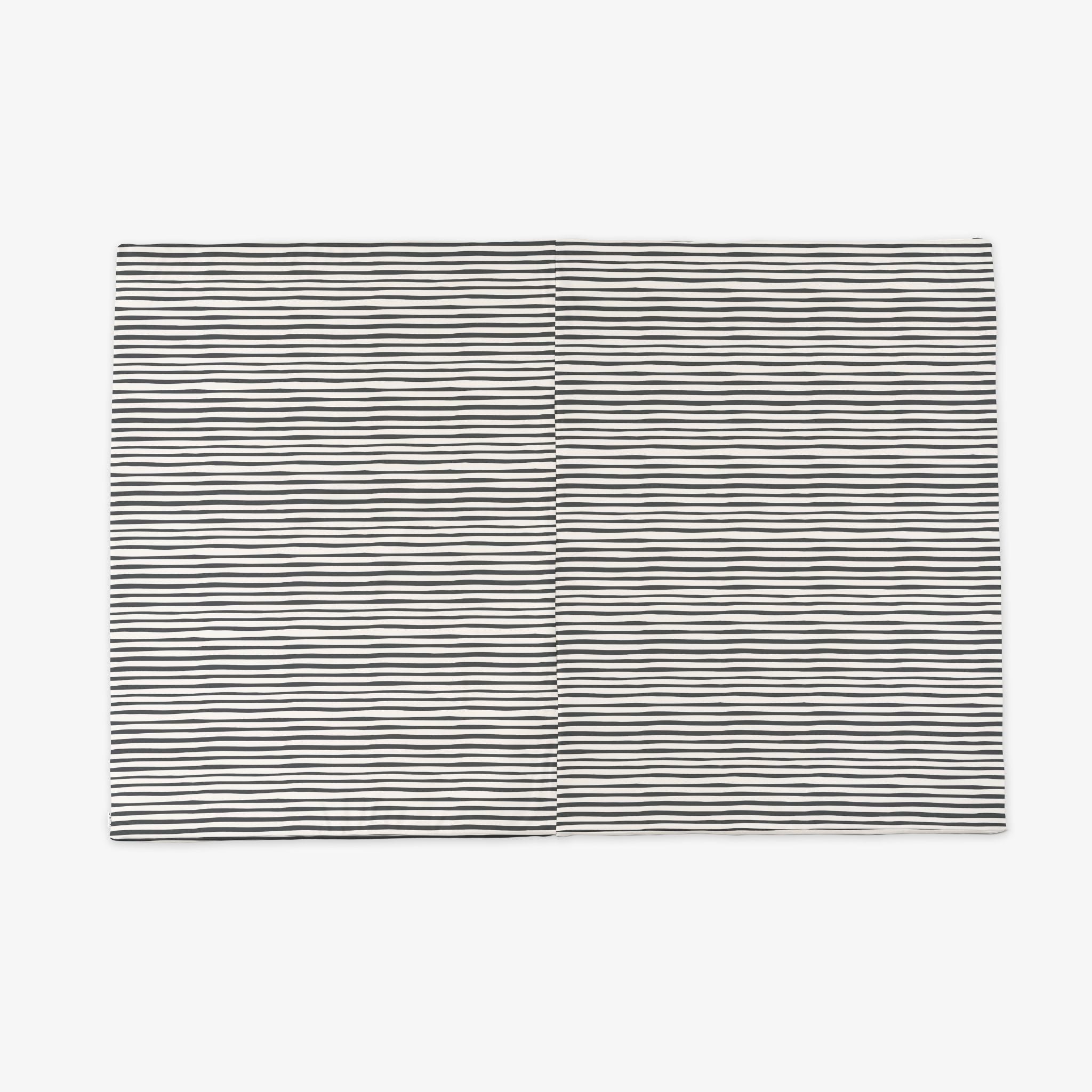 Vegan Leather Mat with Bold Stripe H69011