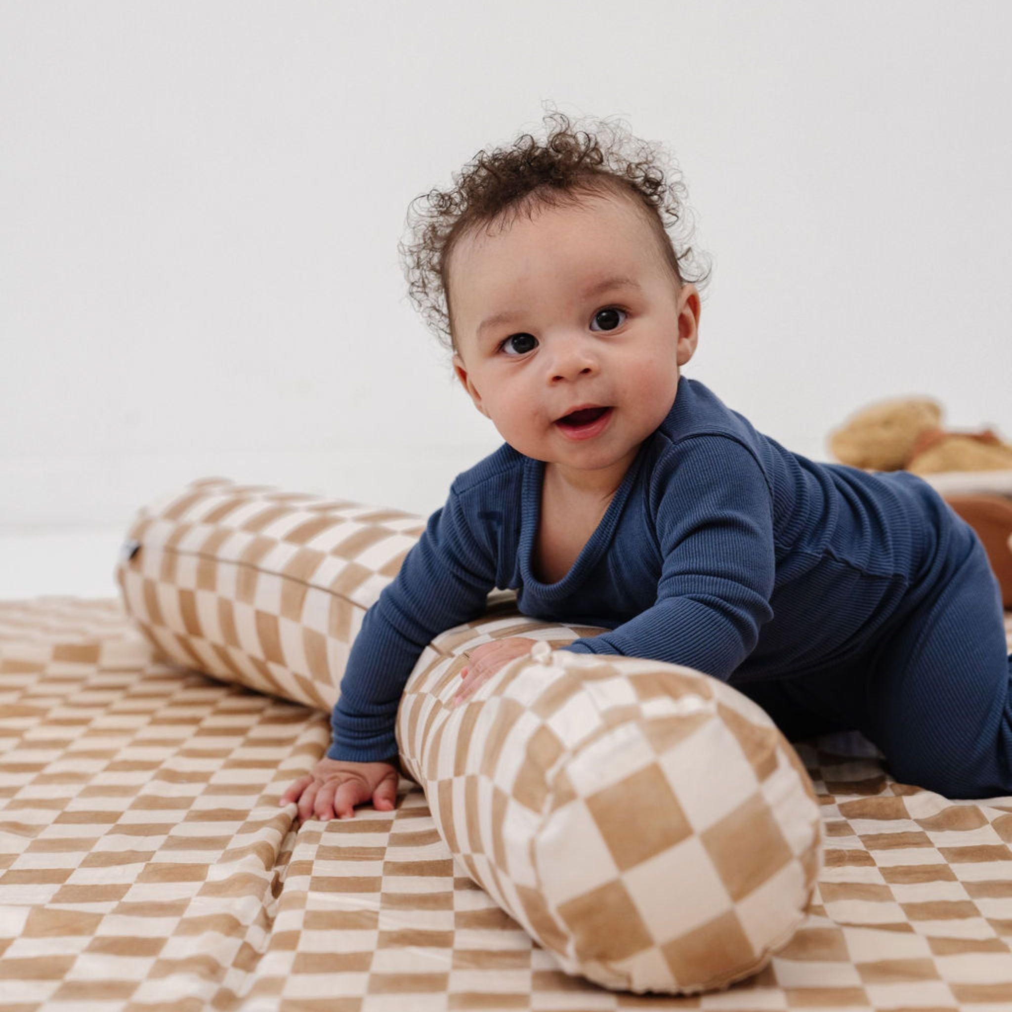Checker Toffee Support Pillow A727118