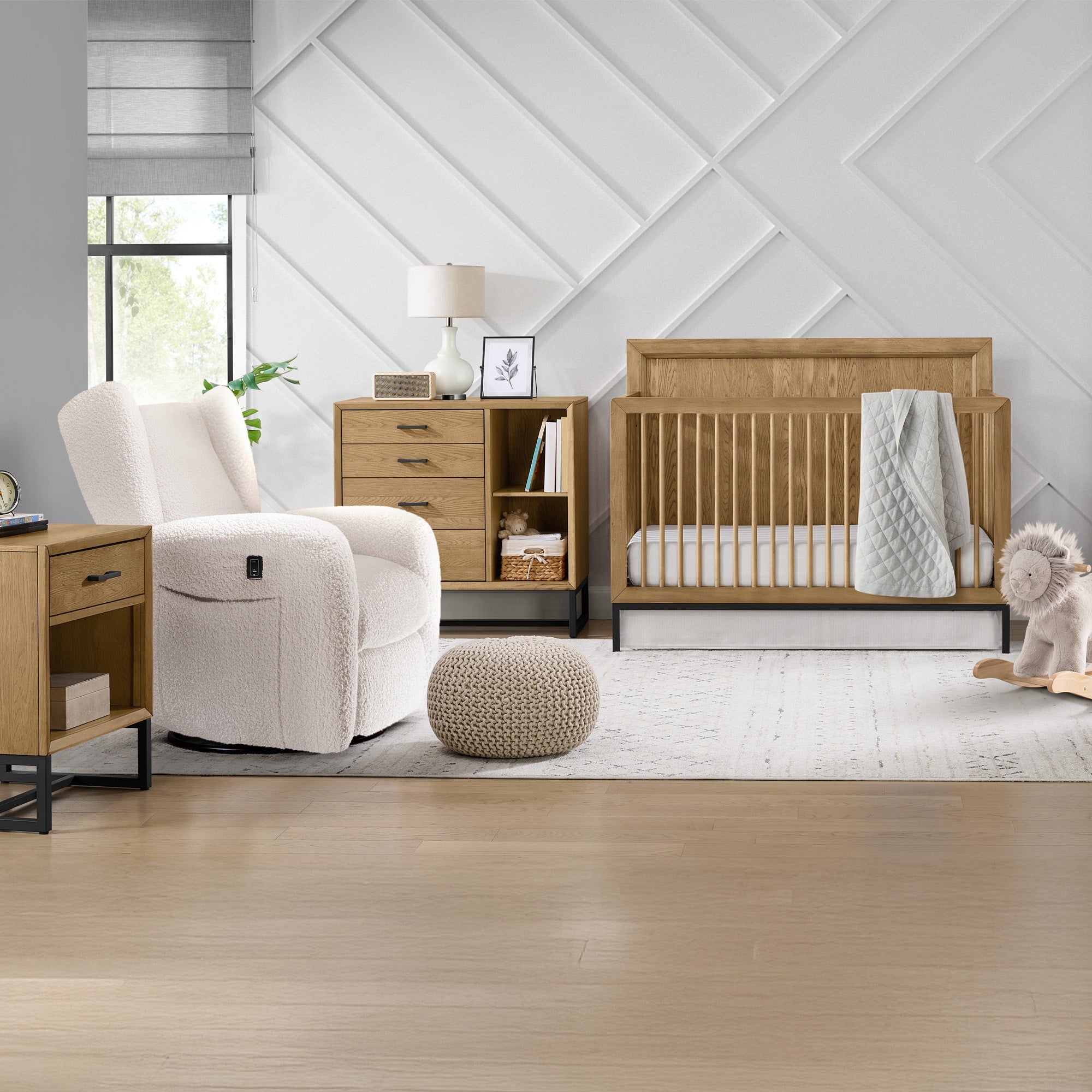 Newport Nightstand O9006