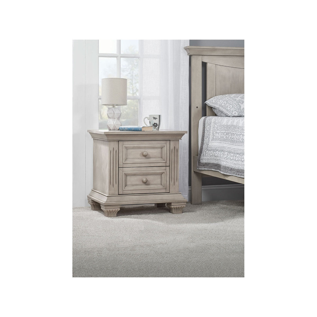Nightstand in Stone Wash C937574