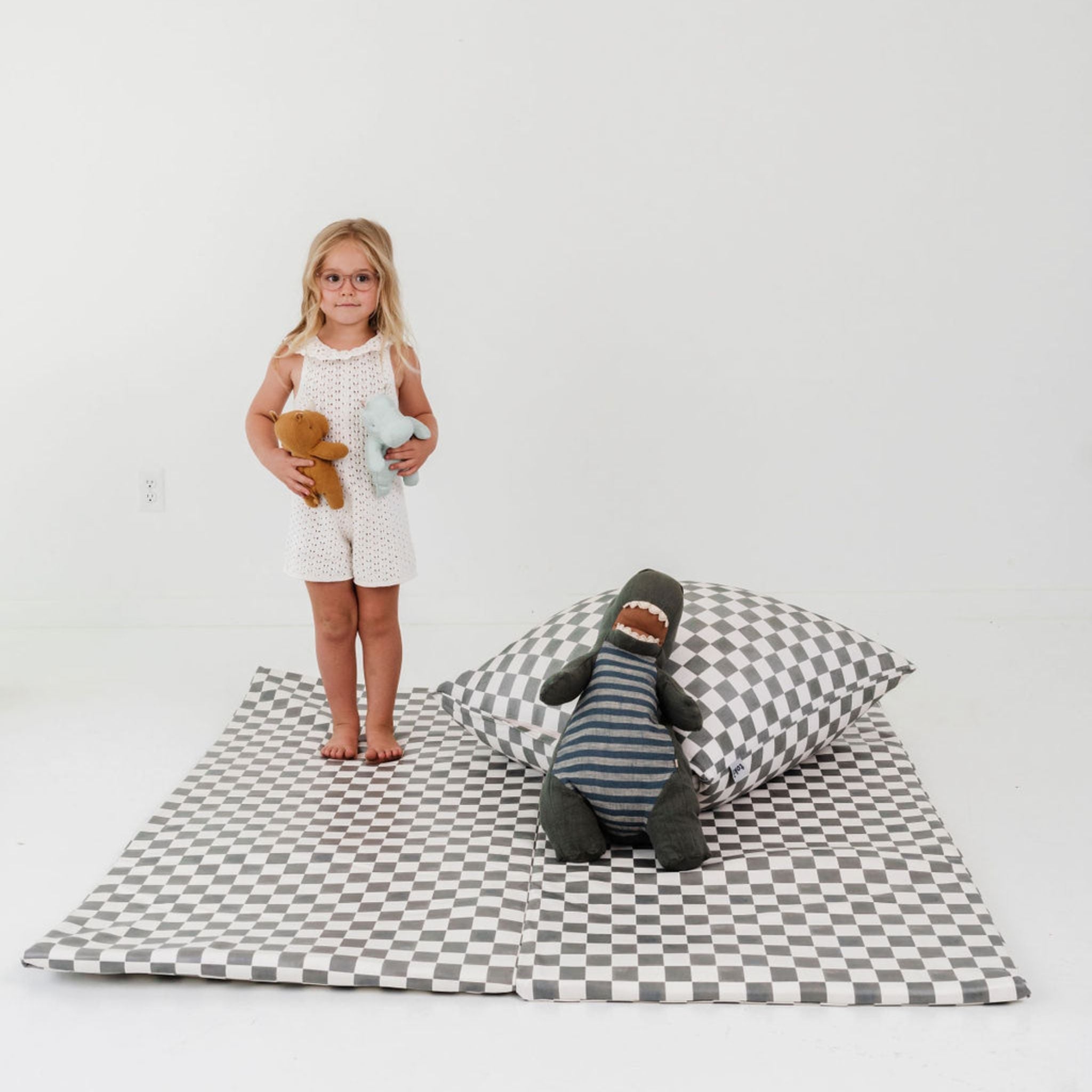 Vegan Leather Checker Mat Y119813
