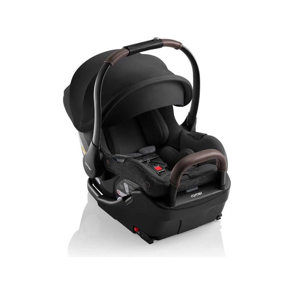 Infant Car Seat with Versa Base C880
