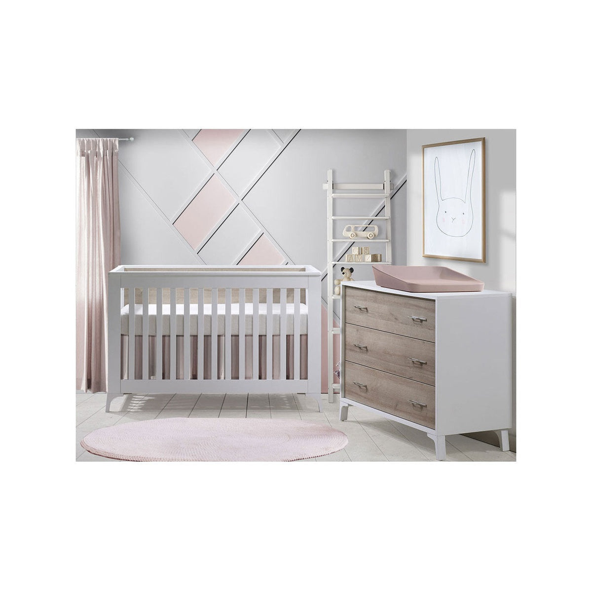 Convertible Crib and 3 Drawer Dresser Set O840