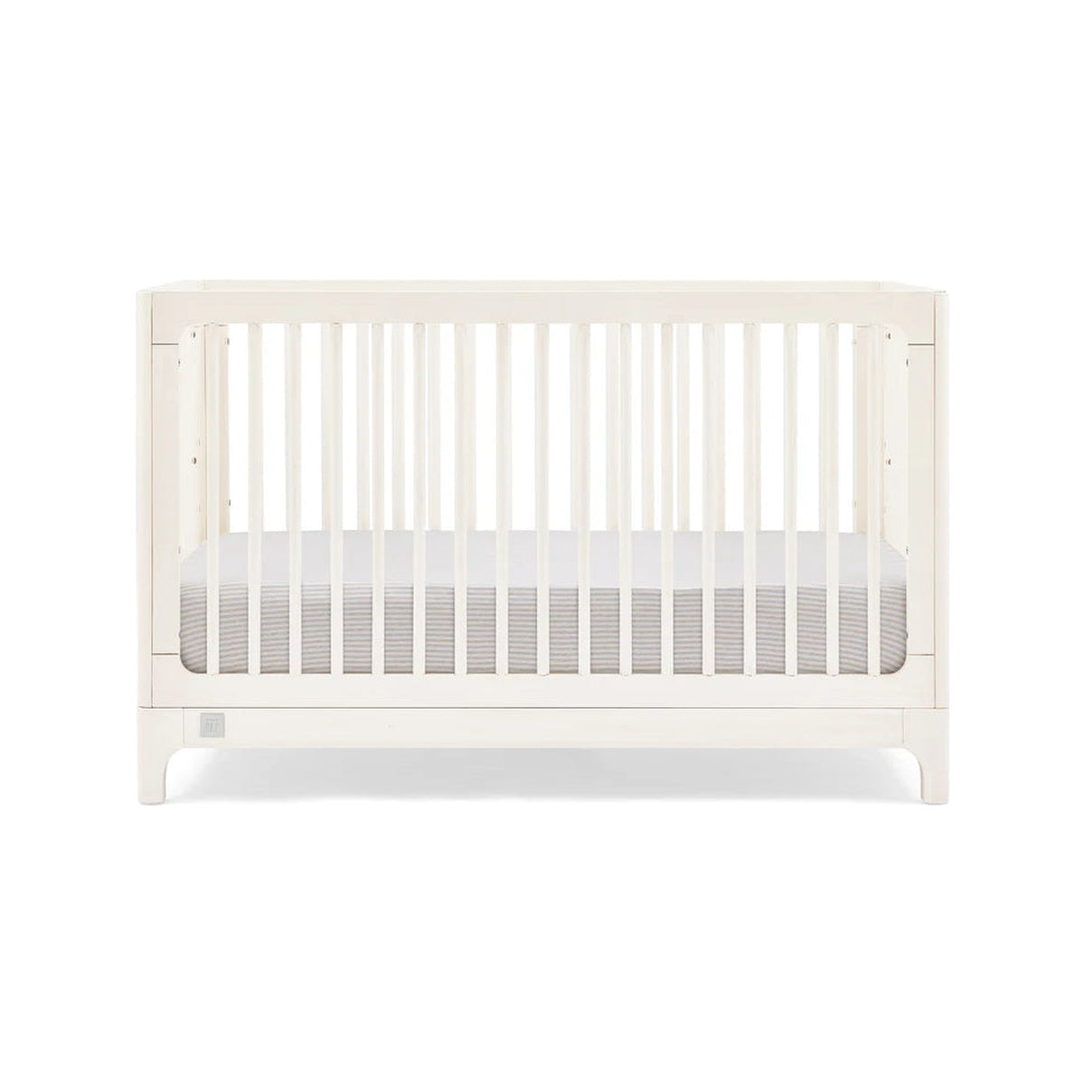4-in-1 Convertible Crib M593