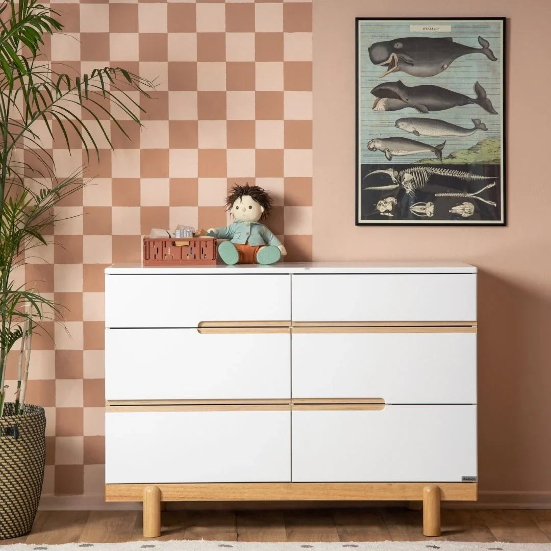 6-Drawer Dresser Y6810