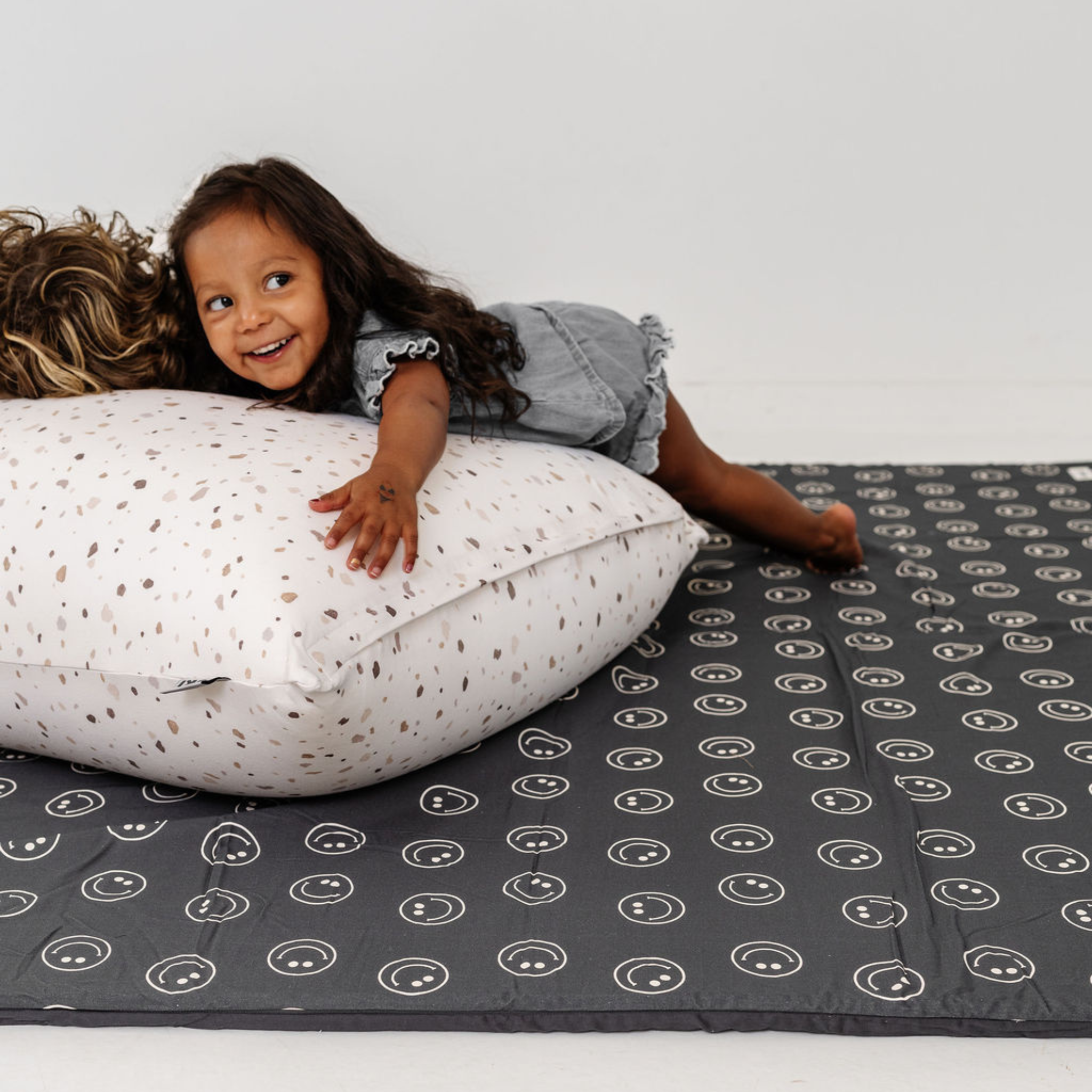 Terrazzo Chalk Bean Bag Q6185