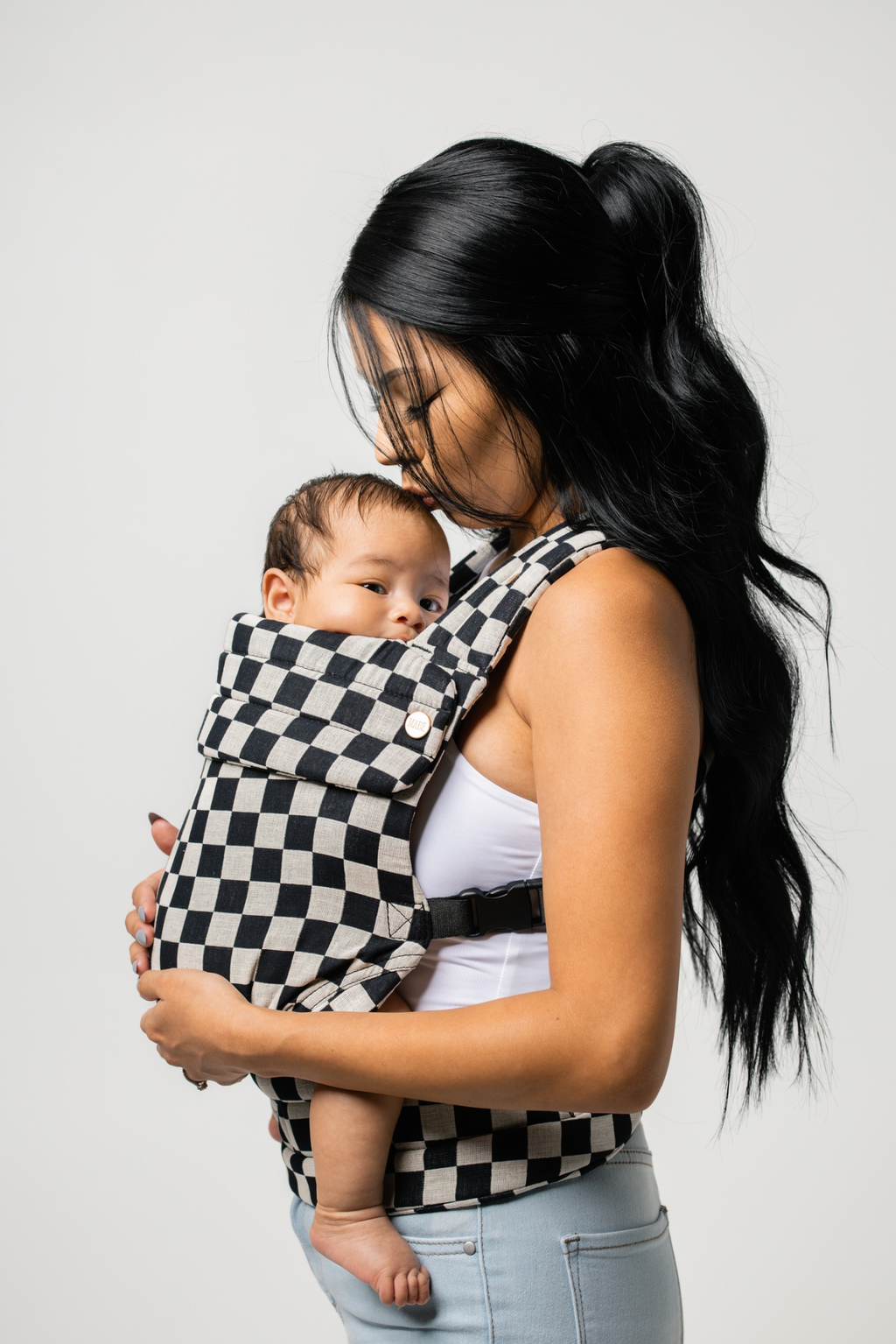 Monarch Carrier - Ebony Check P1398