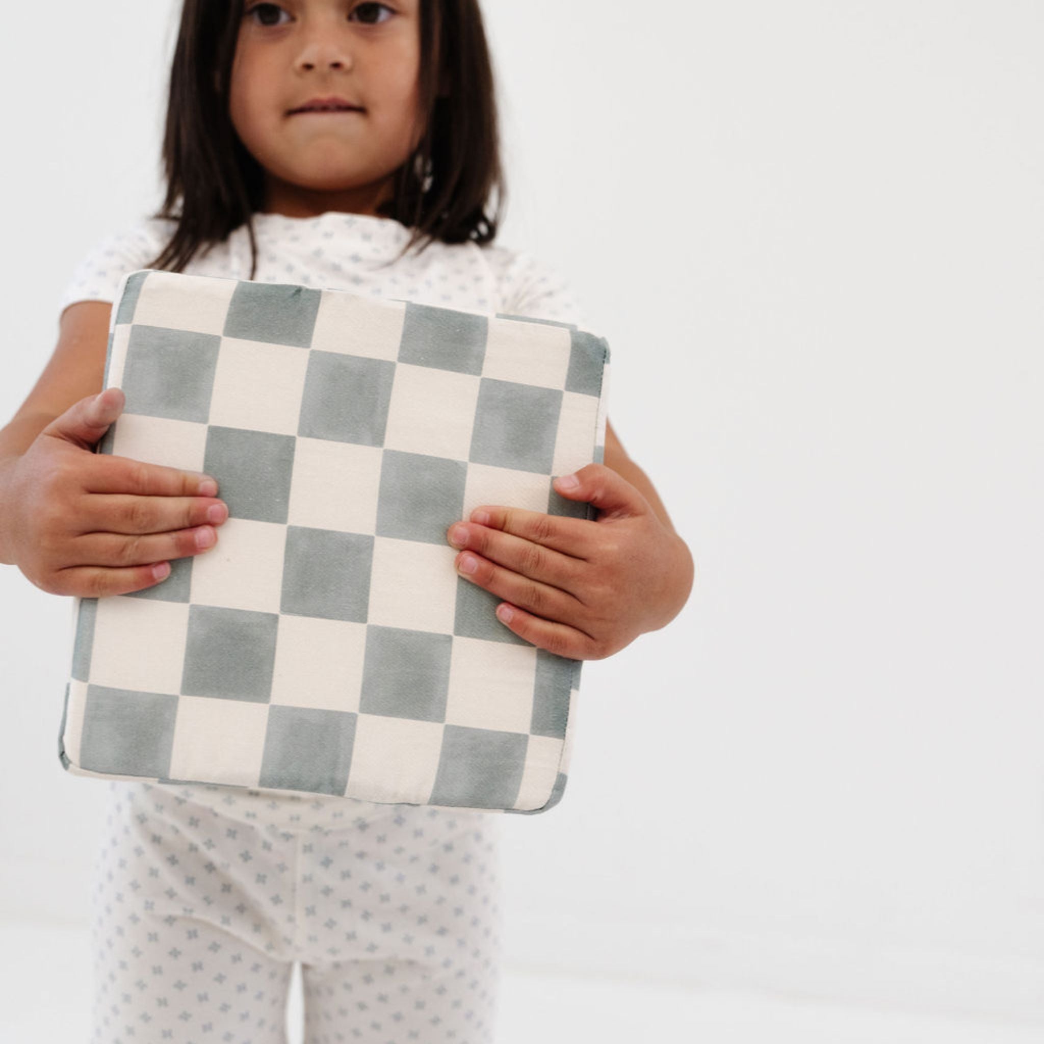 Checker Matcha Play Cube P284320