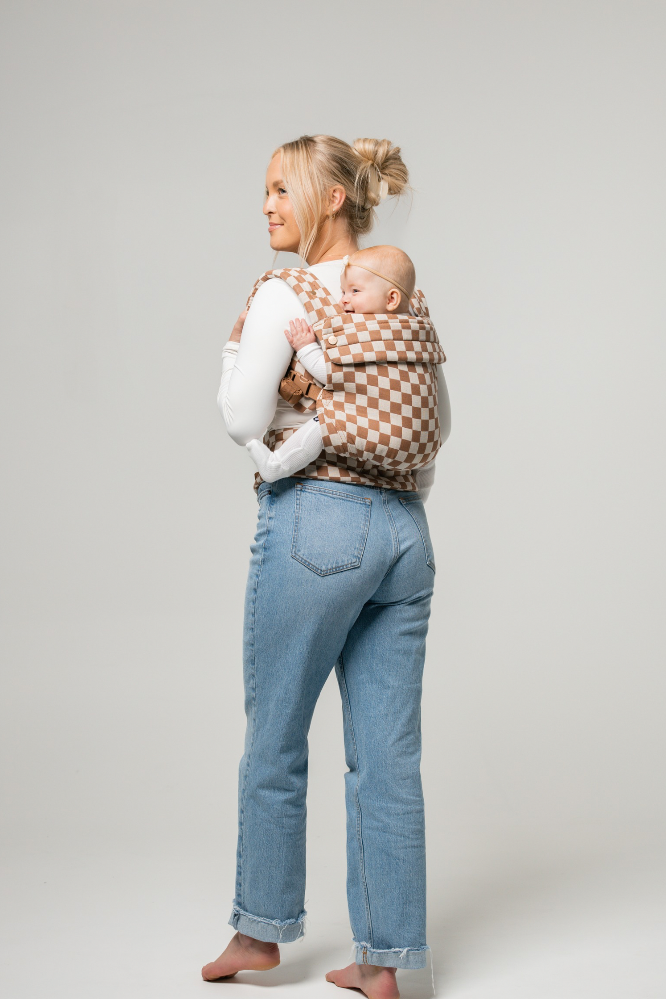 Monarch Carrier - Mocha Check C755