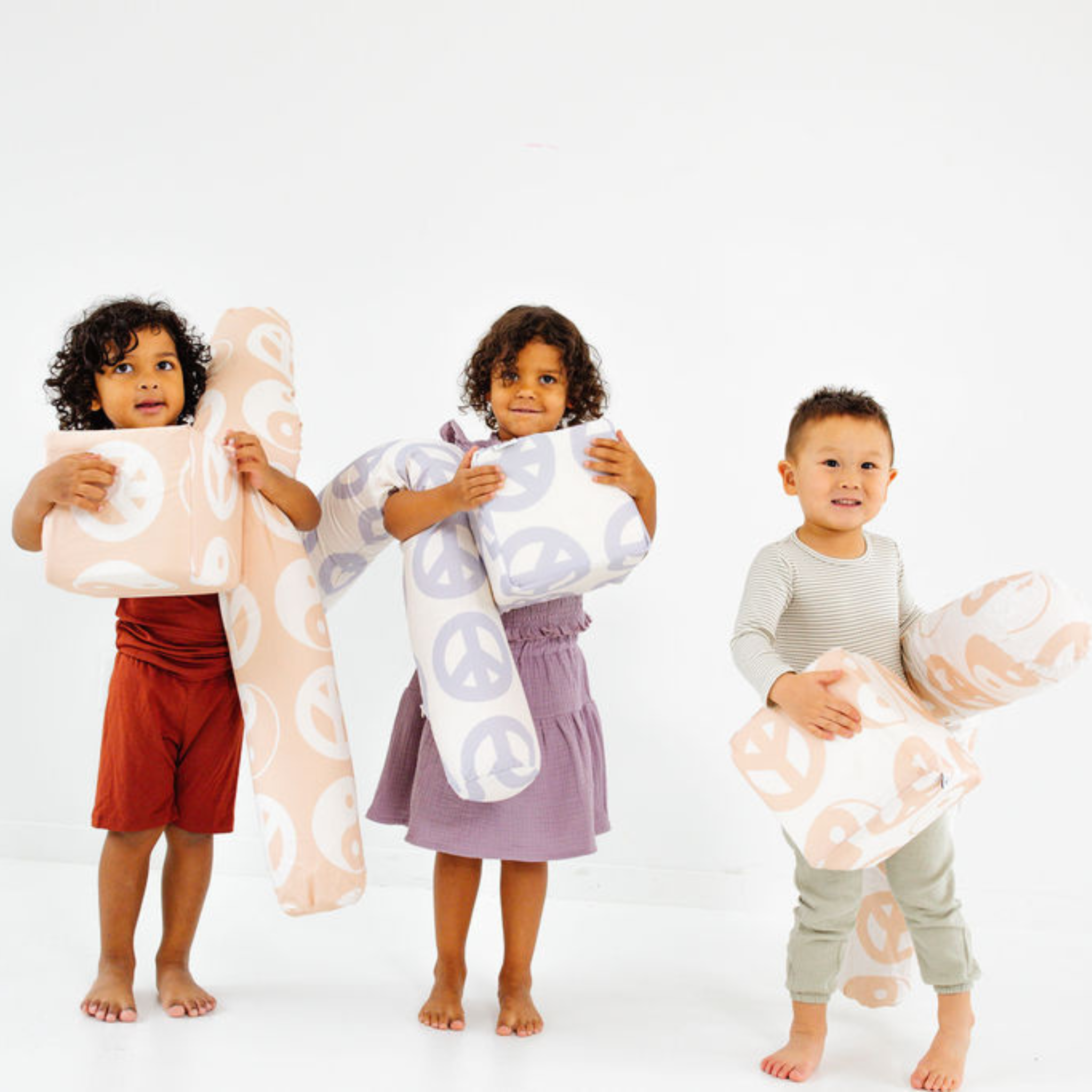 Kids Cream Peace Sign Play Cube G2166