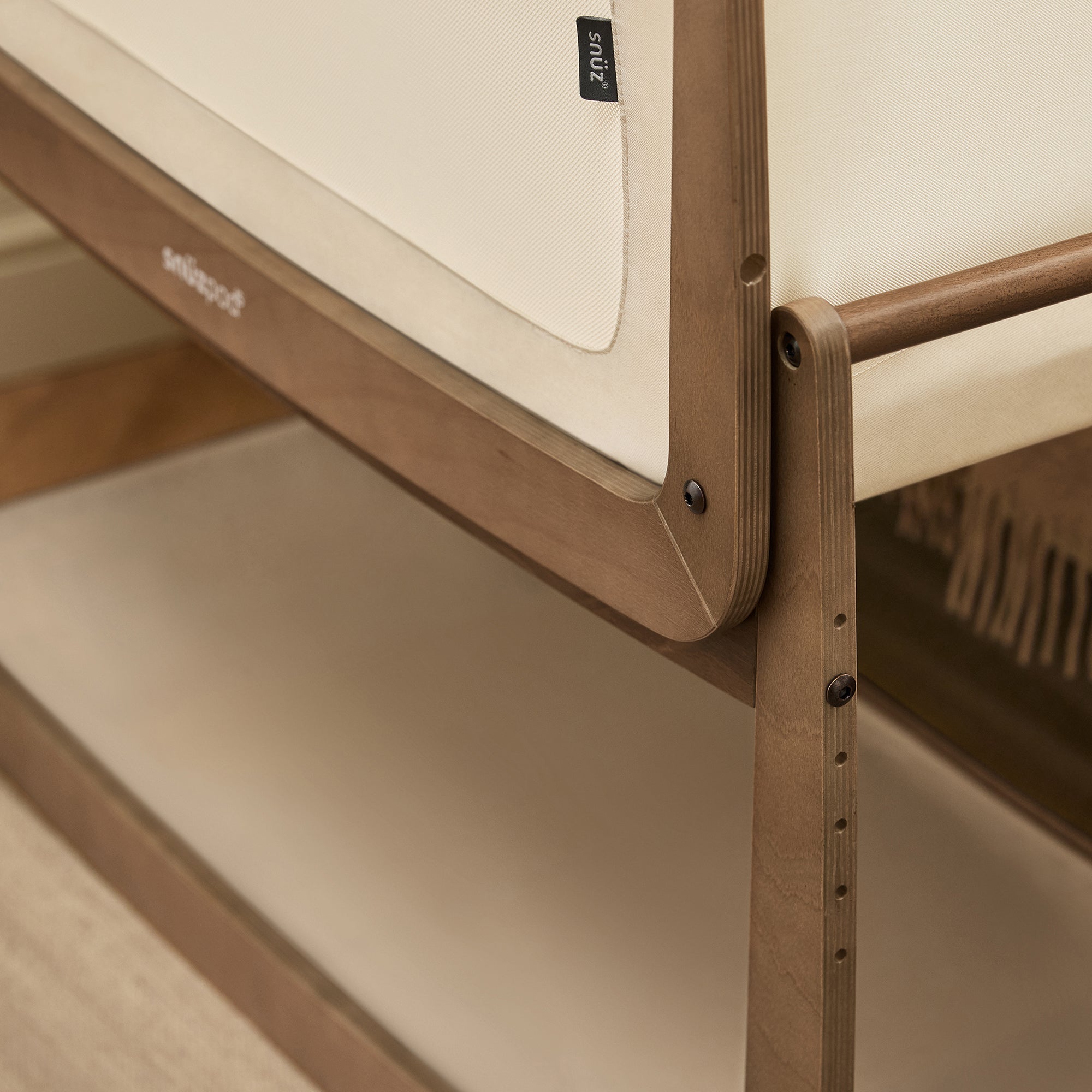 Bedside Bassinet - Walnut R9977