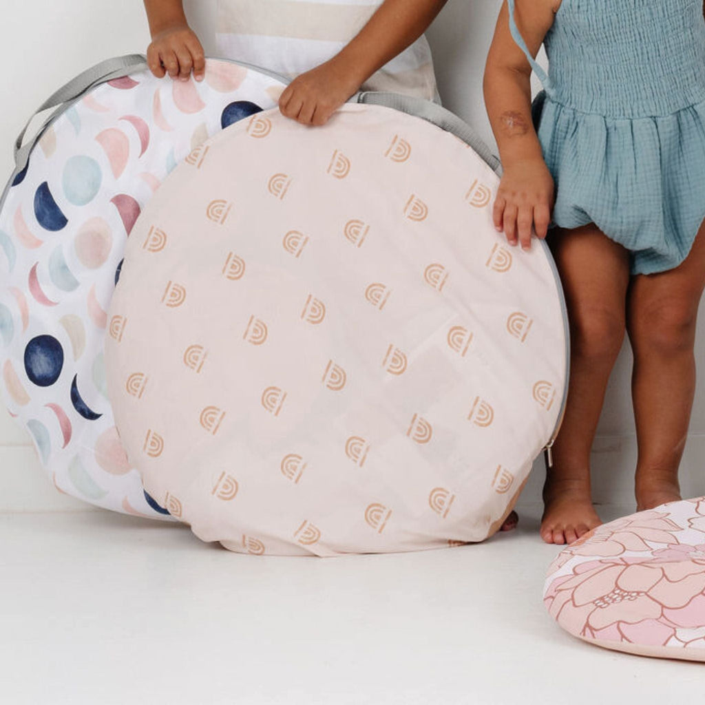 Rainbow Peach Play Tent T2695