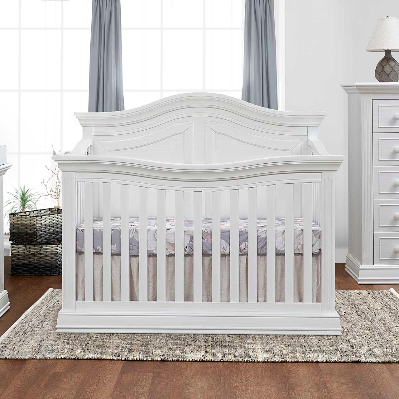 4 In 1 Convertible Crib J122401