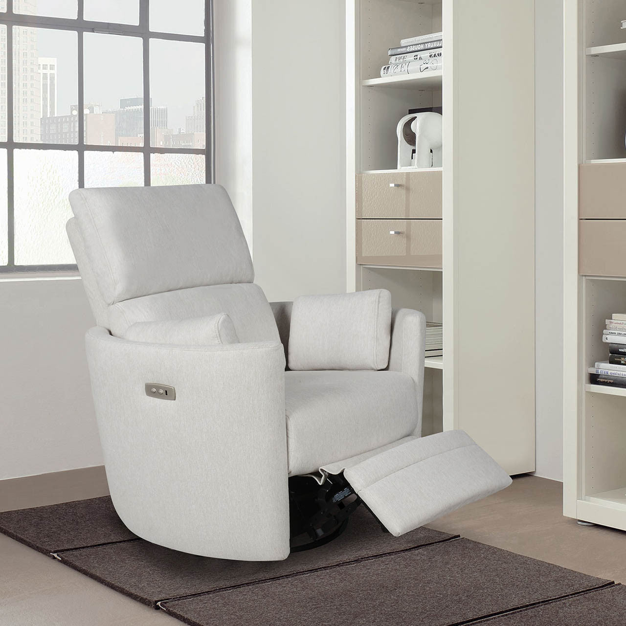 Compass Recliner Chair in Frost B6266
