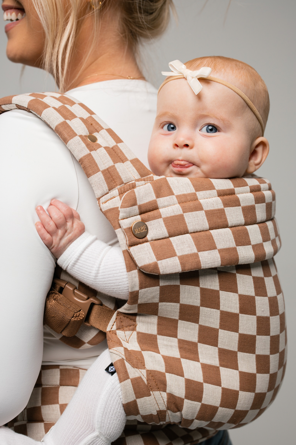 Monarch Carrier - Mocha Check C755