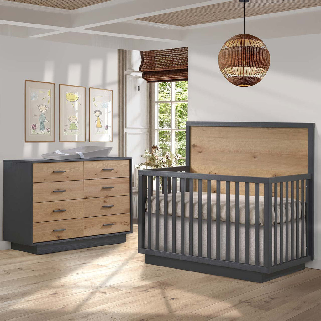 Convertible Crib with Wood Panel U864697