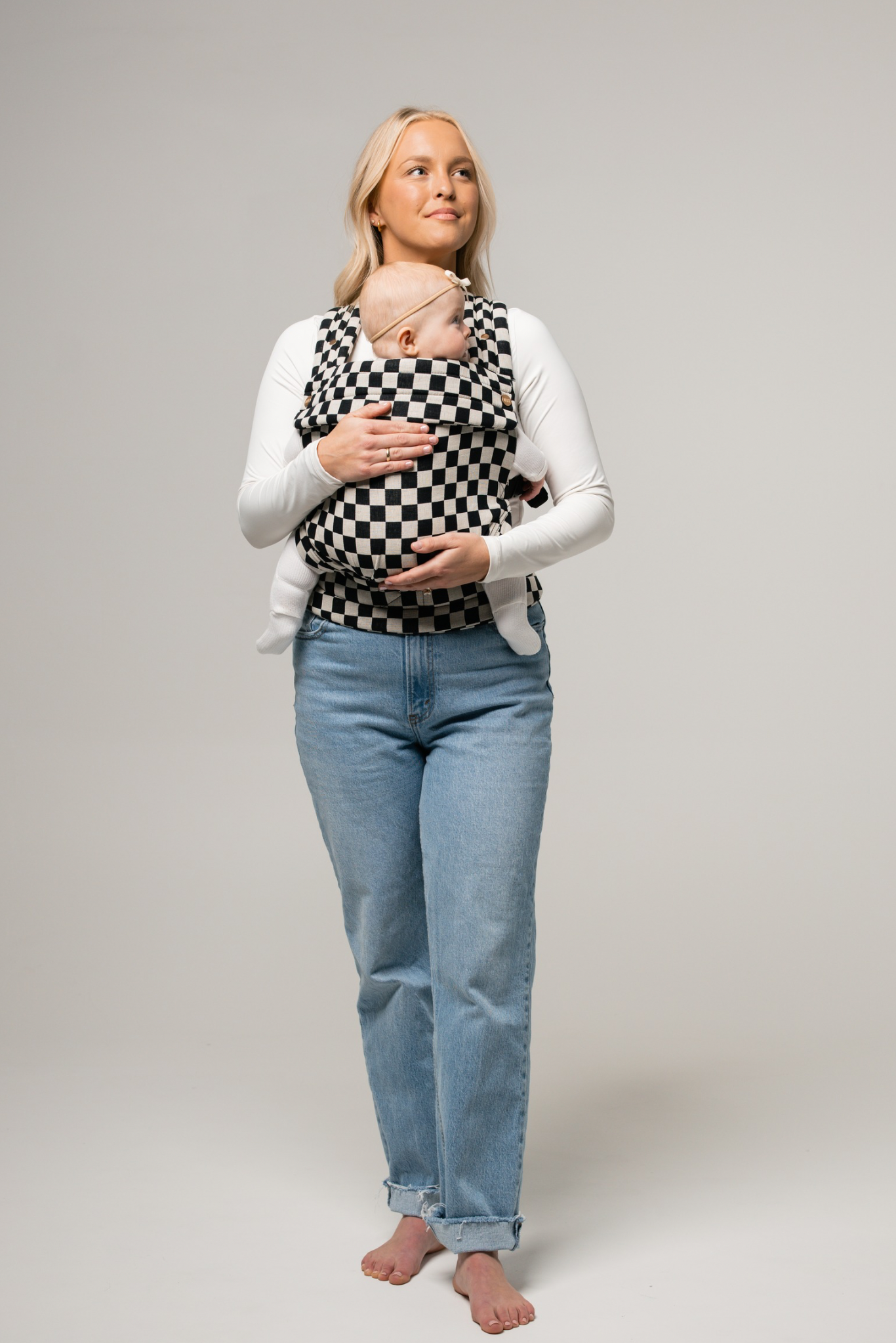 Monarch Carrier - Ebony Check P1398