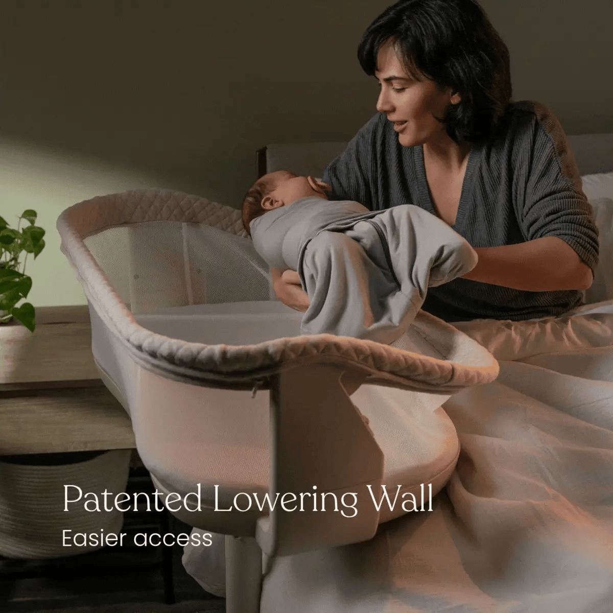 Swivel Sleeper with Breathable Pad B69809