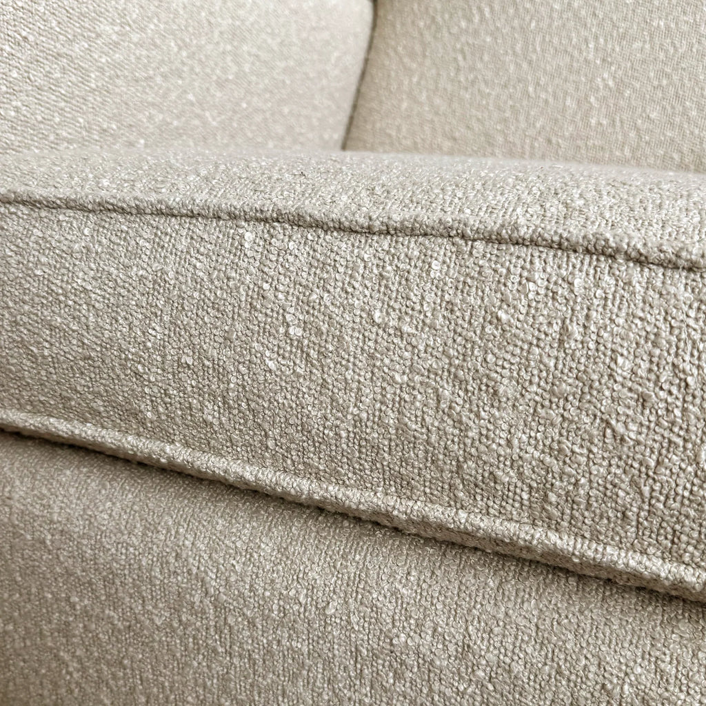 Standard Recliner L69669