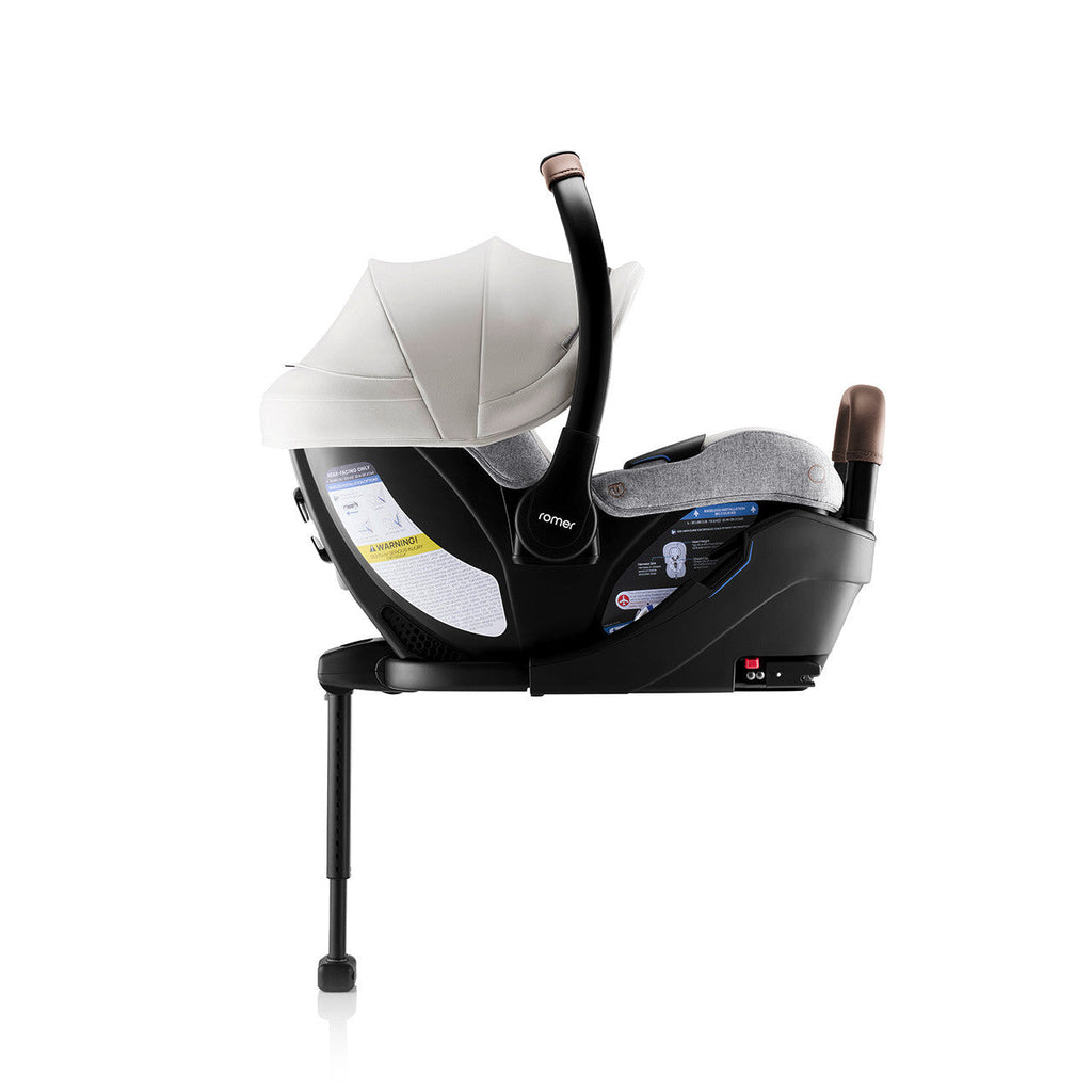 Infant Car Seat with Versa Base C880