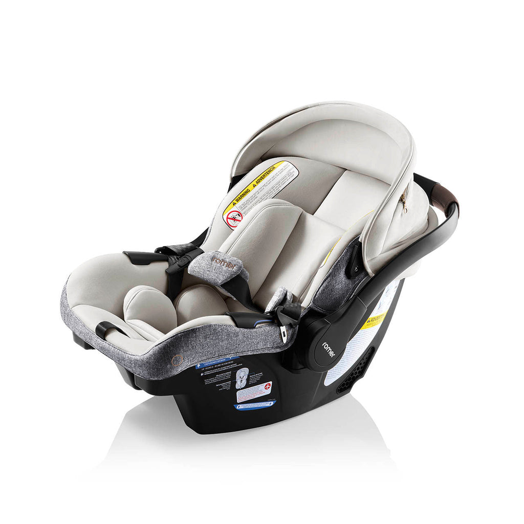 Infant Car Seat with Versa Base C880