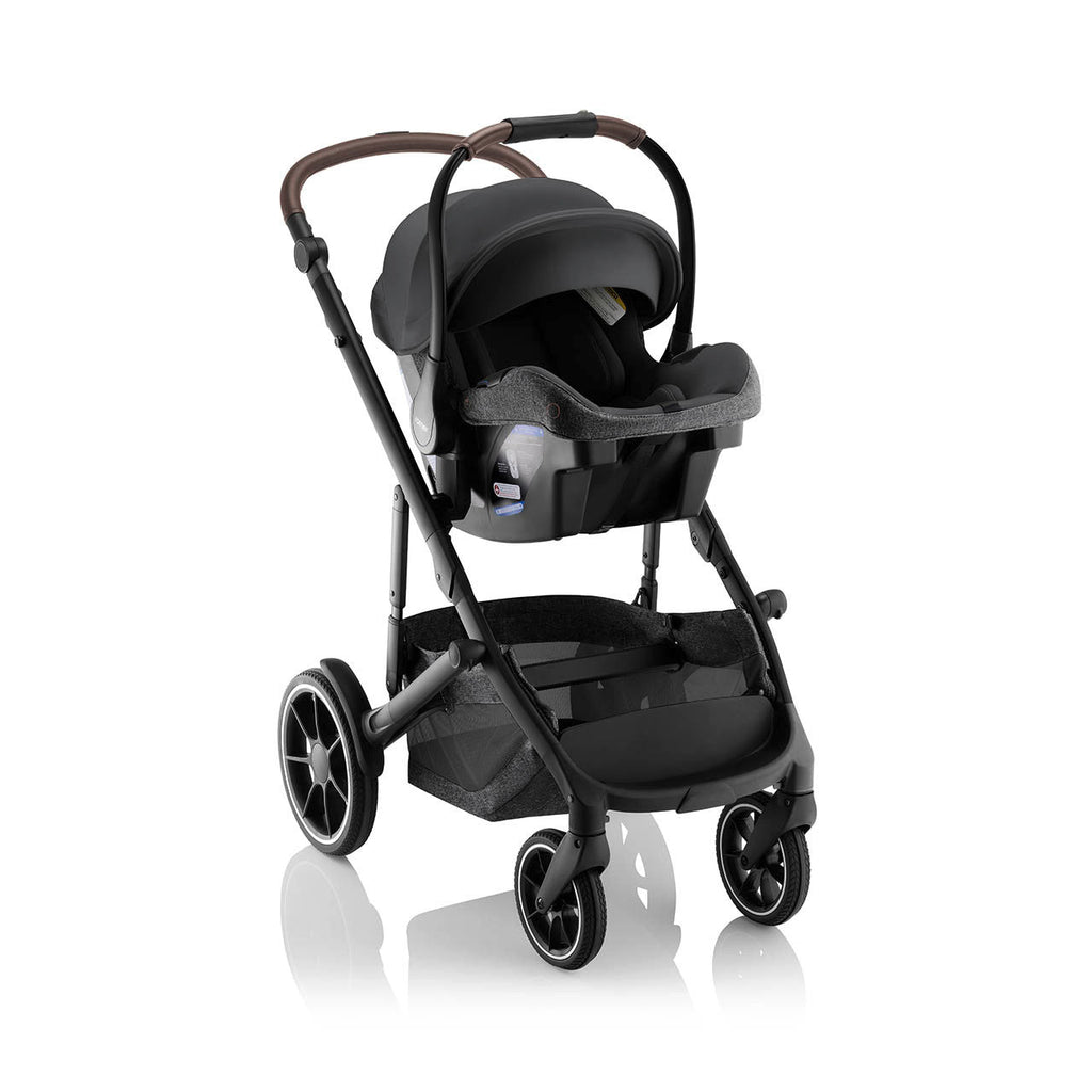 Infant Car Seat with Versa Base C880