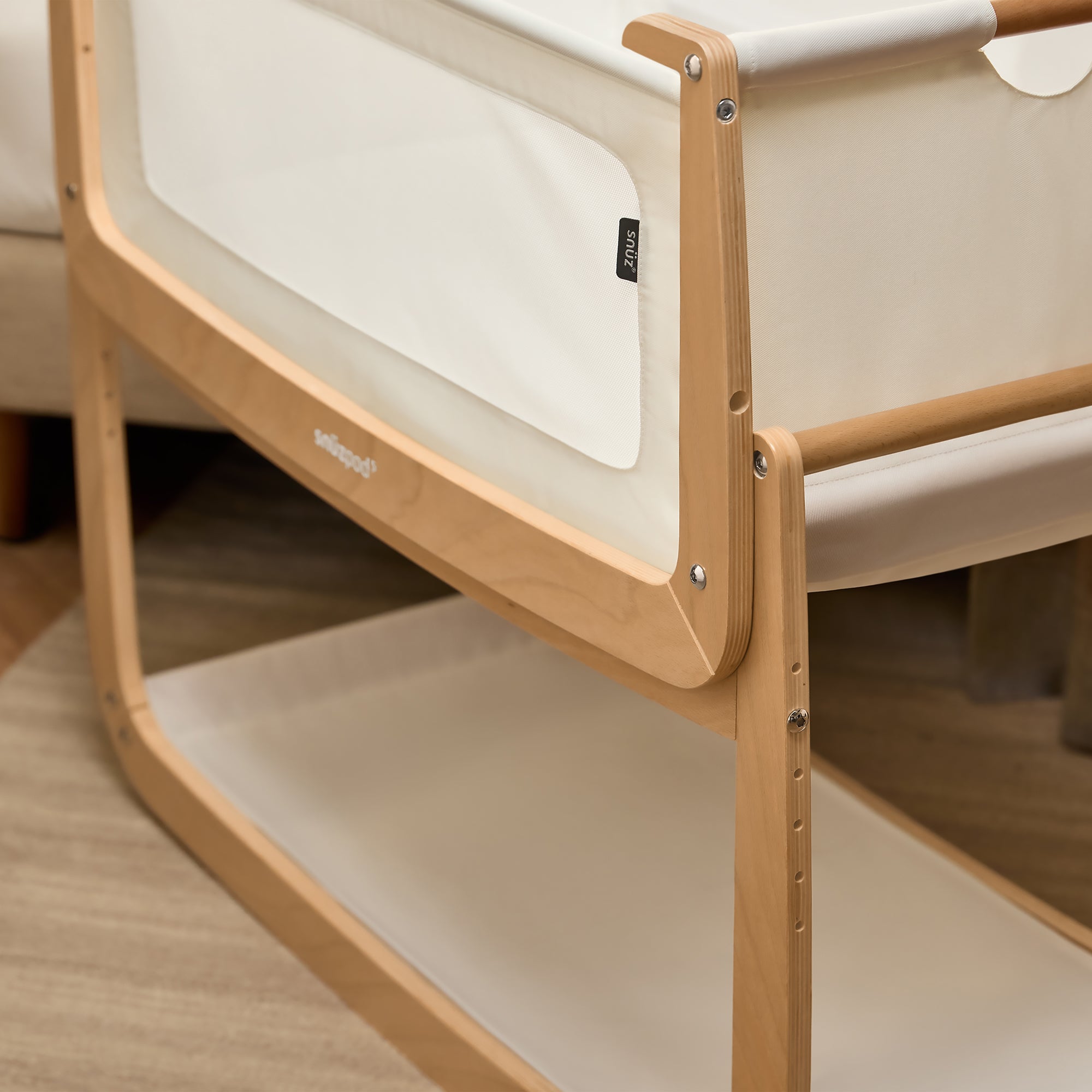 Bedside Bassinet - Natural U65416